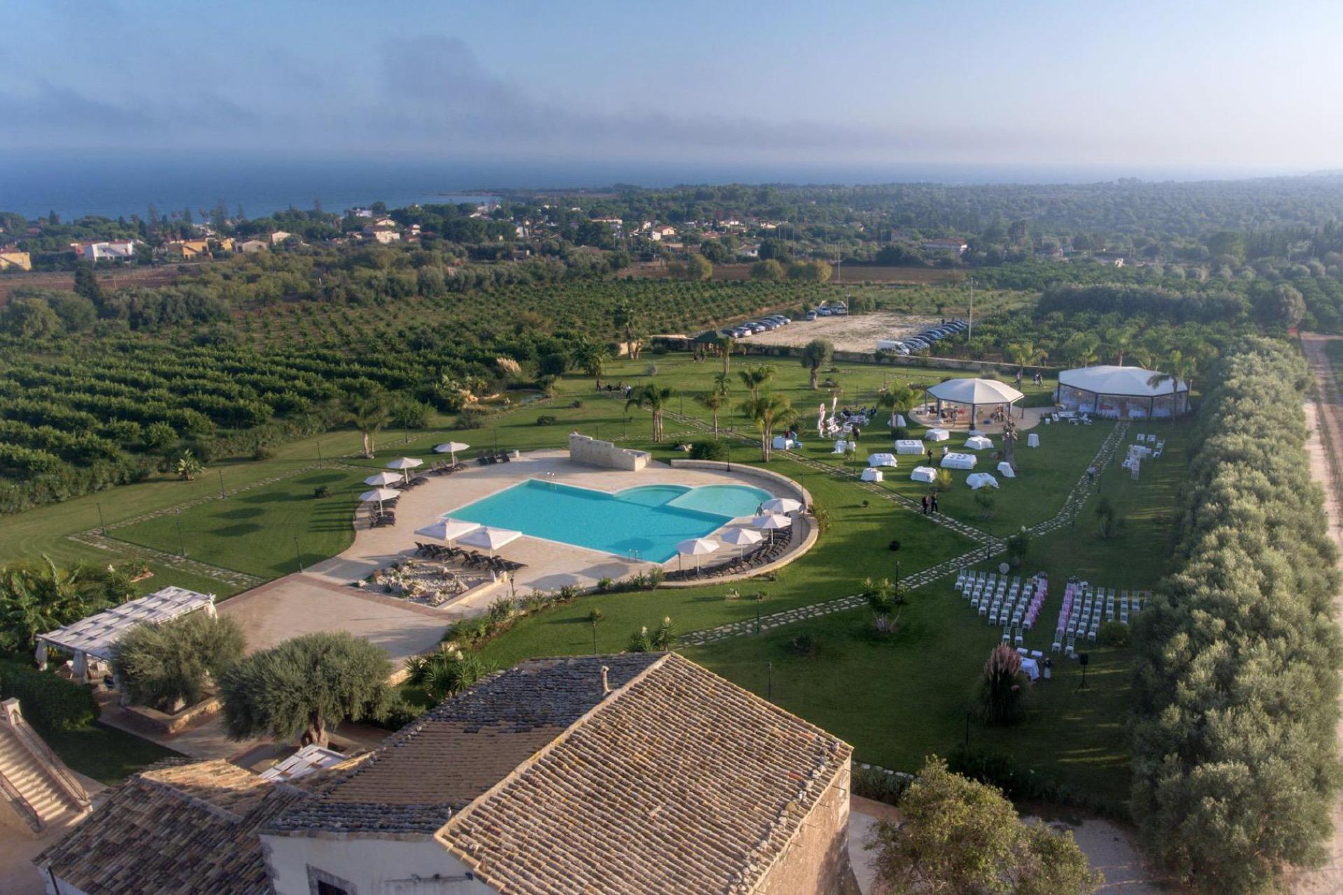 Agriturismo Sicily Agriturismo with large pool near beach