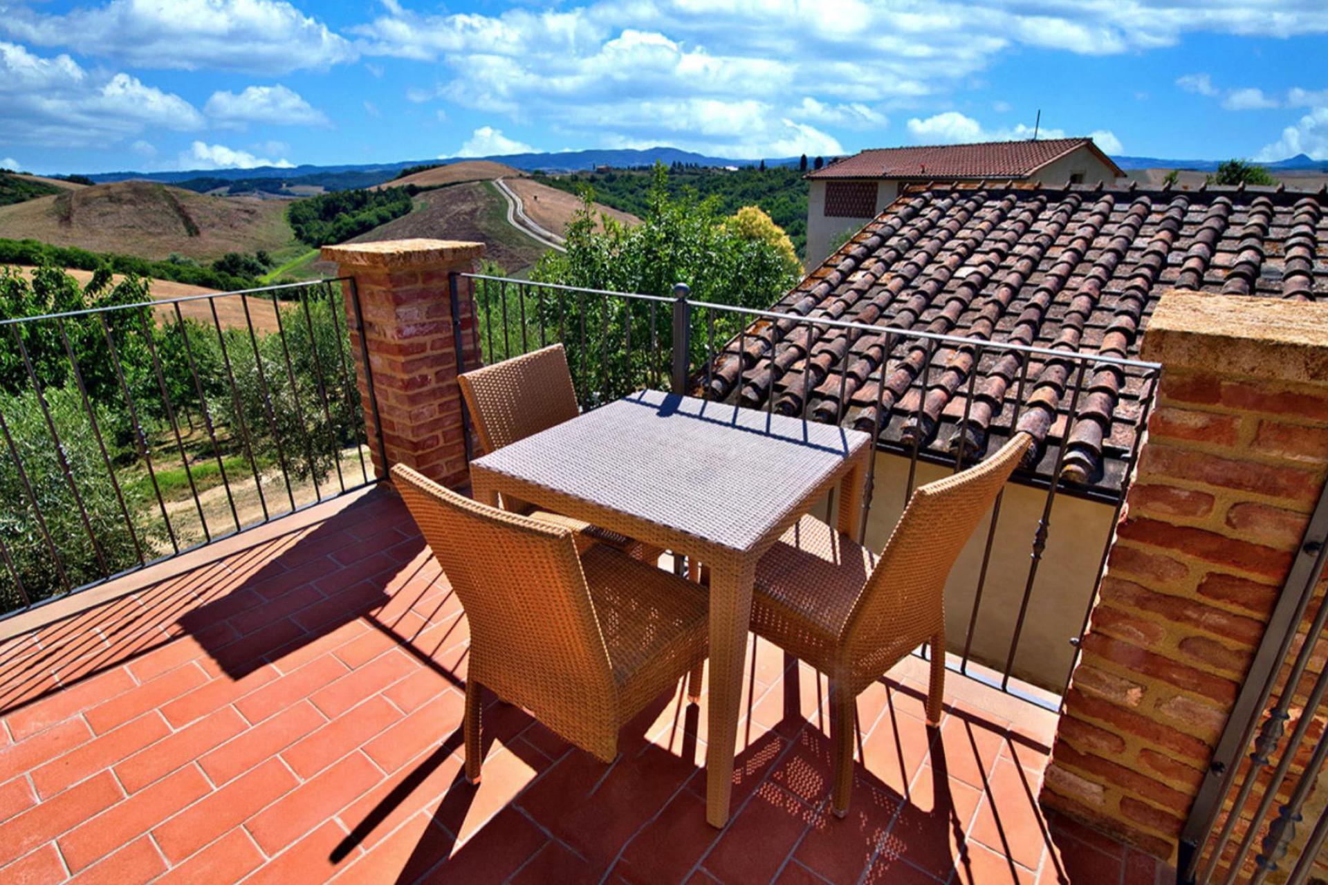 Agriturismo Tuscany Authentic agriturismo in Tuscany with great views