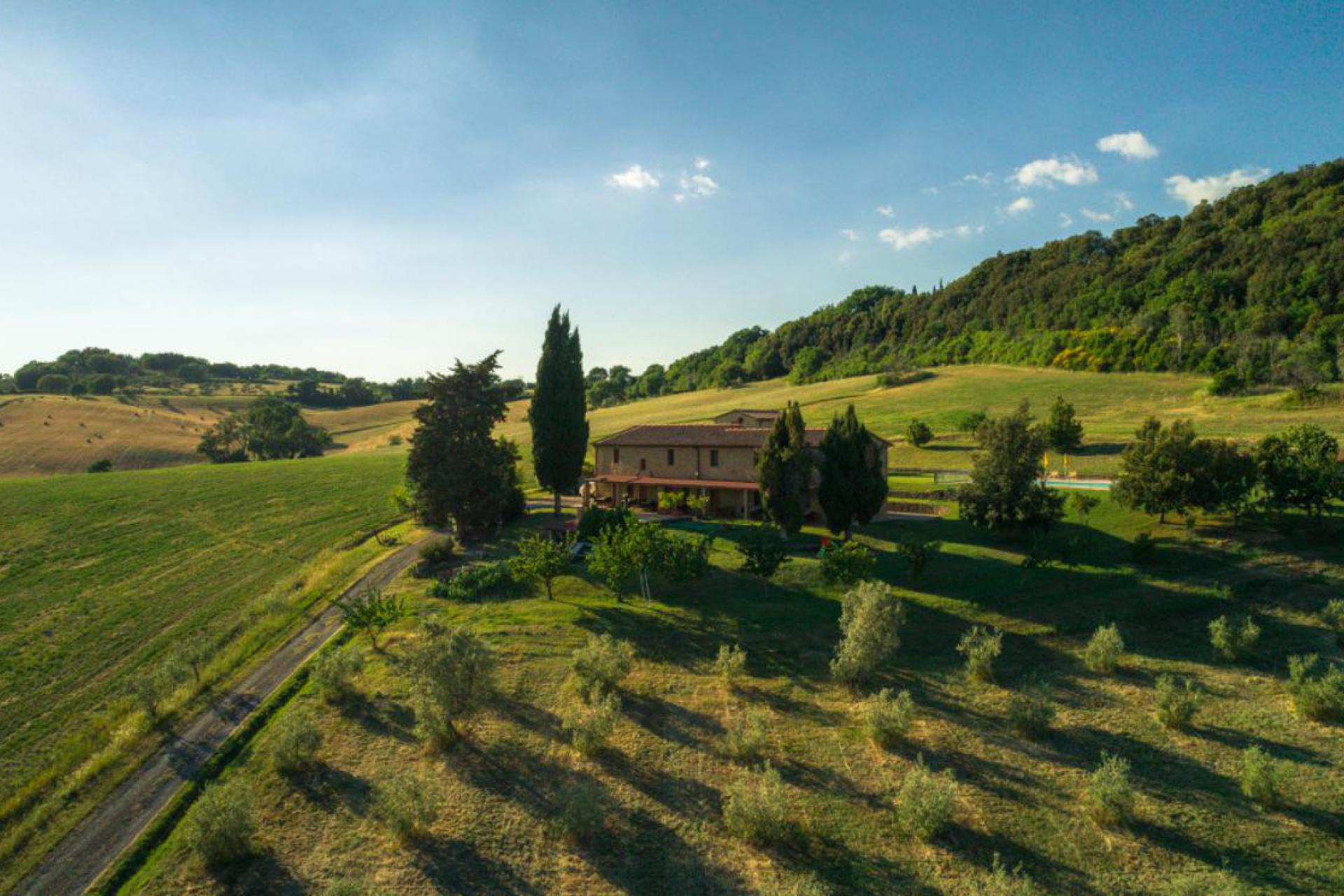 Agriturismo Tuscany Centrally located agriturismo with heated pool