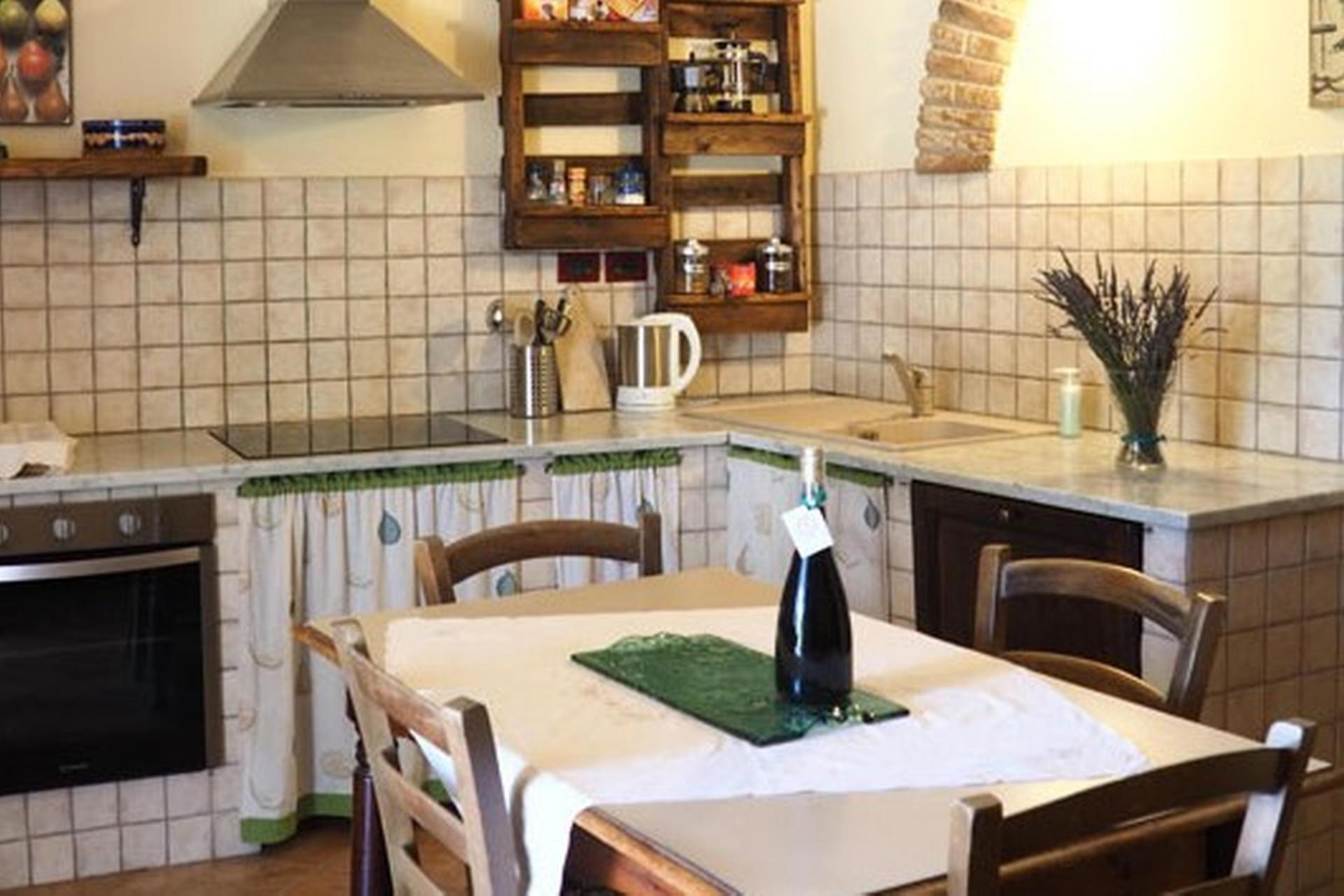 Agriturismo Tuscany Child-friendly agriturismo in Tuscany with restaurant