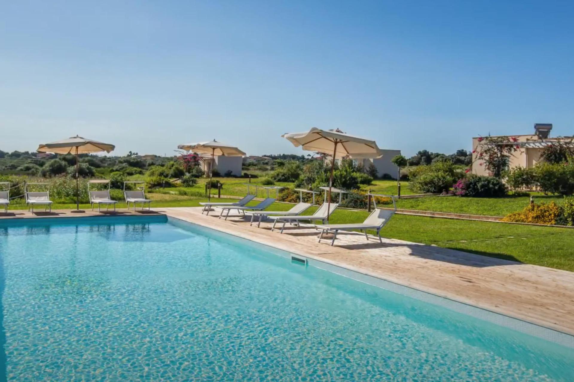Agriturismo Sicily Cottages in a beautiful spot by the sea near Siracusa