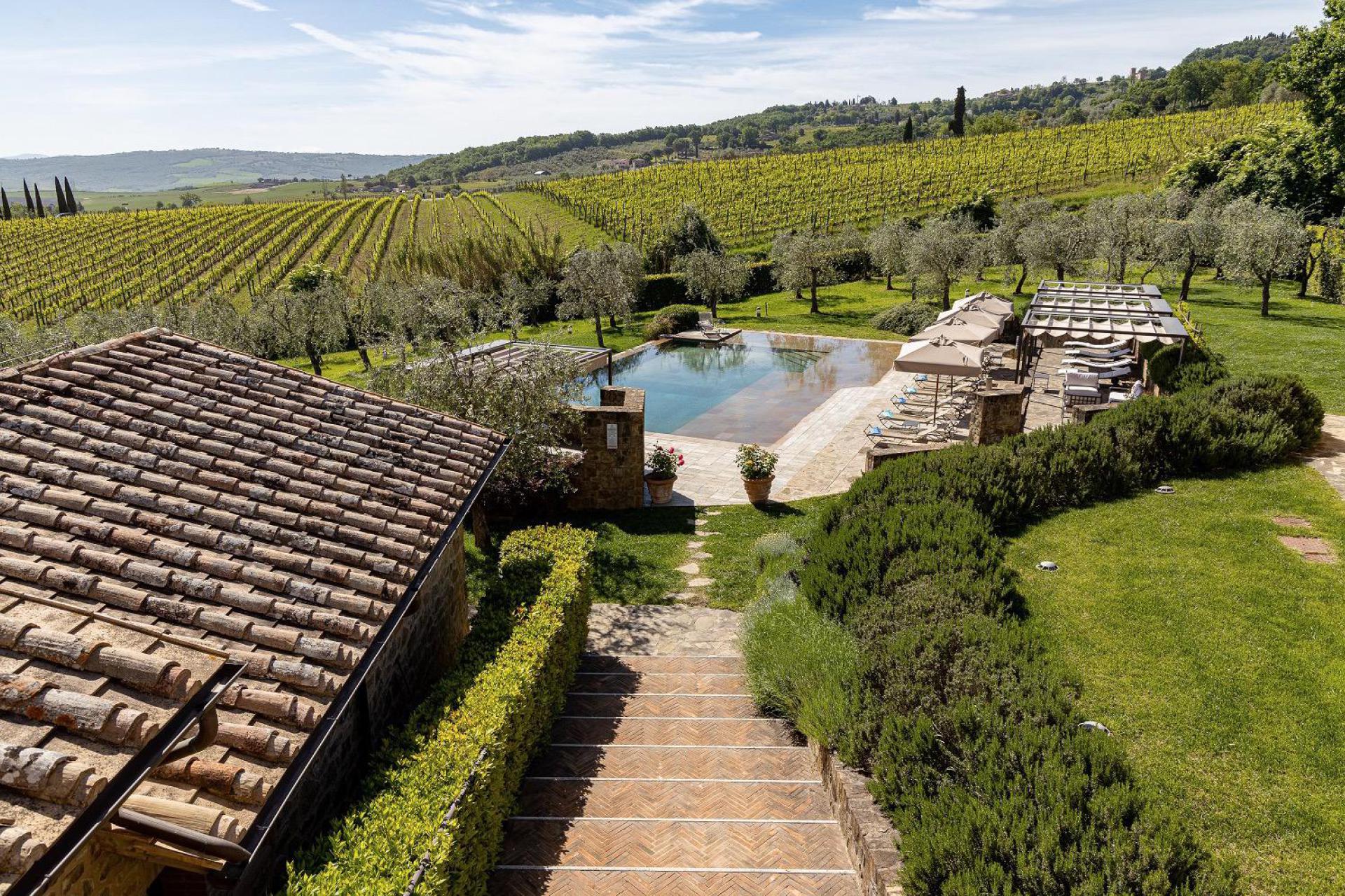 Agriturismo Tuscany Luxury agriturismo amidst the vineyards of the Brunello