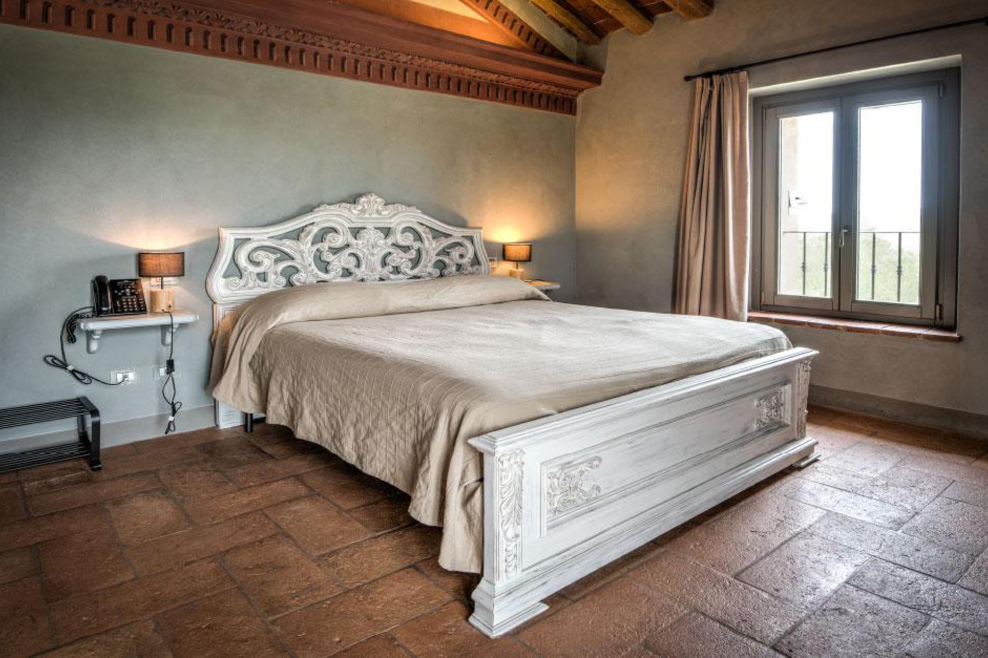Agriturismo Piedmont Luxury agriturismo Piedmont, ideal for wine and food lovers