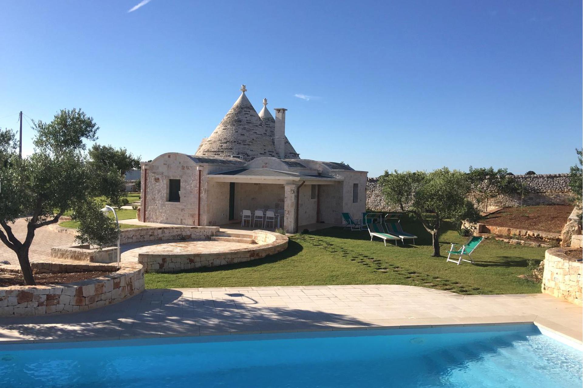 Agriturismo Puglia Private trullo with pool in olive orchard