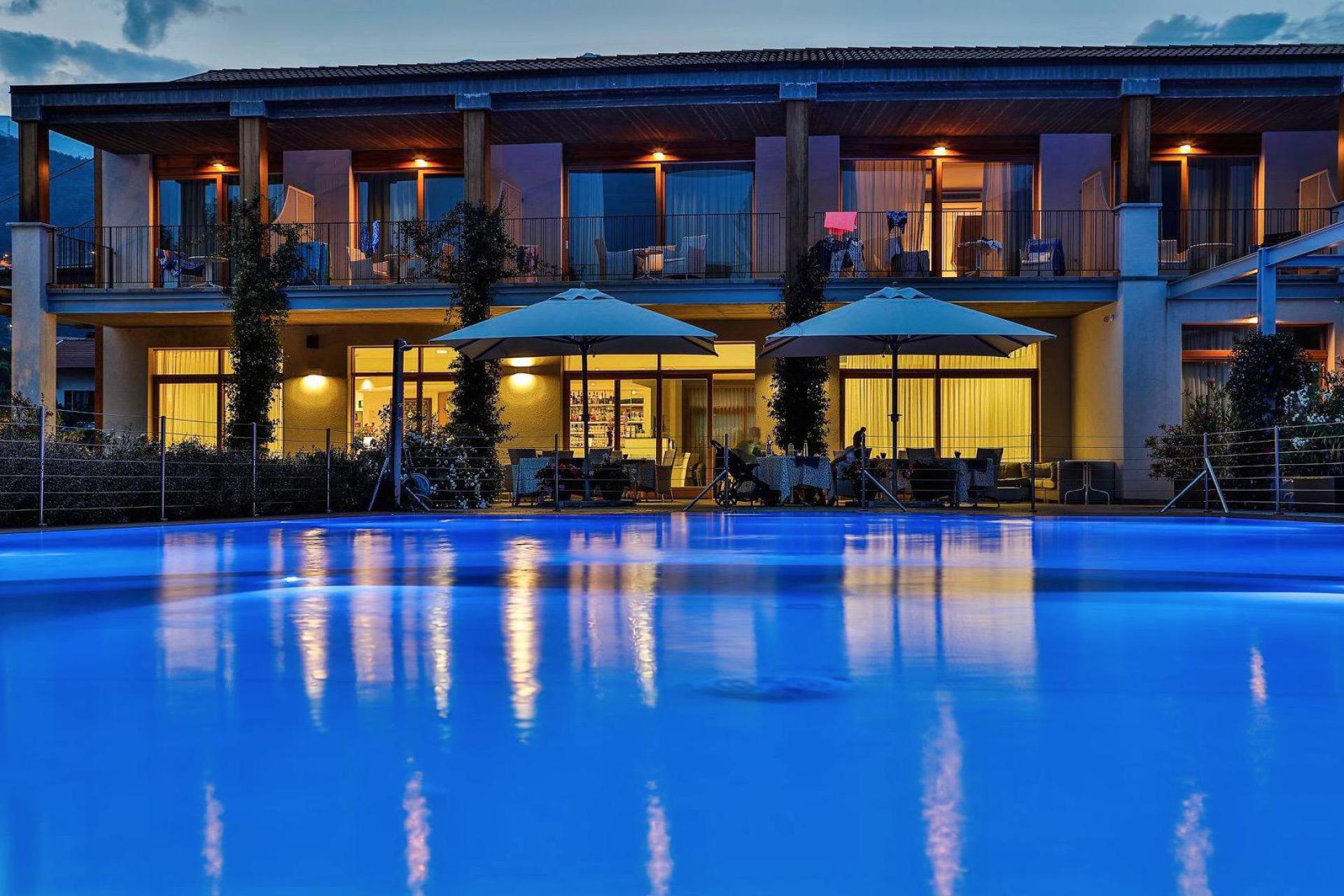Luxe country Hotel aan het Comomeer