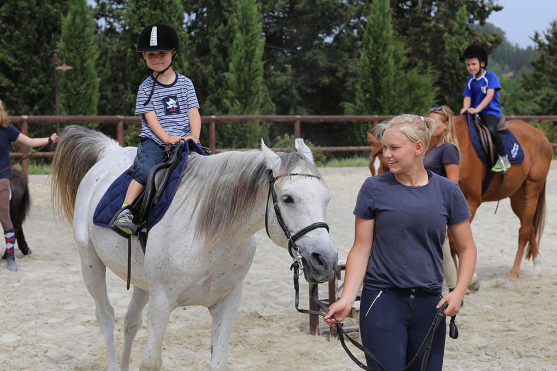 Kindvriendelijke agriturismo in de Toscaanse natuur