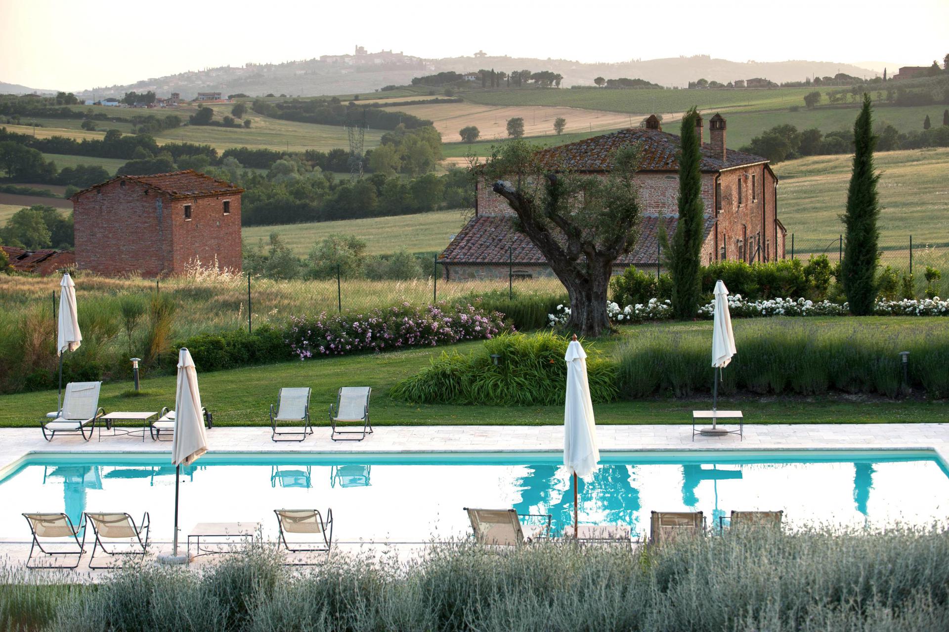 Relaxation and culinary delights in Tuscany