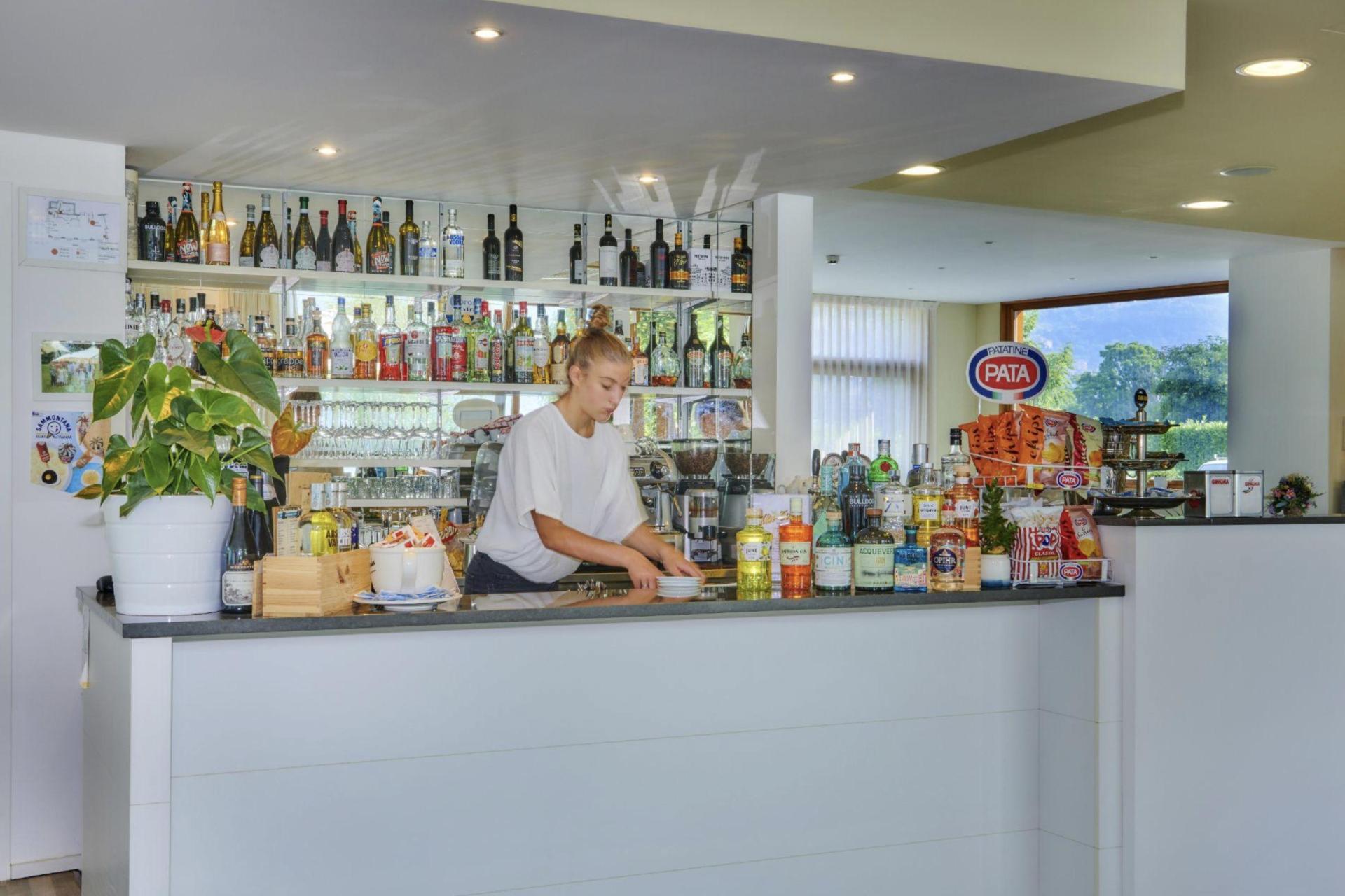 Agriturismo Comomeer en Gardameer Country hotel op prachtige lokatie aan het Comomeer