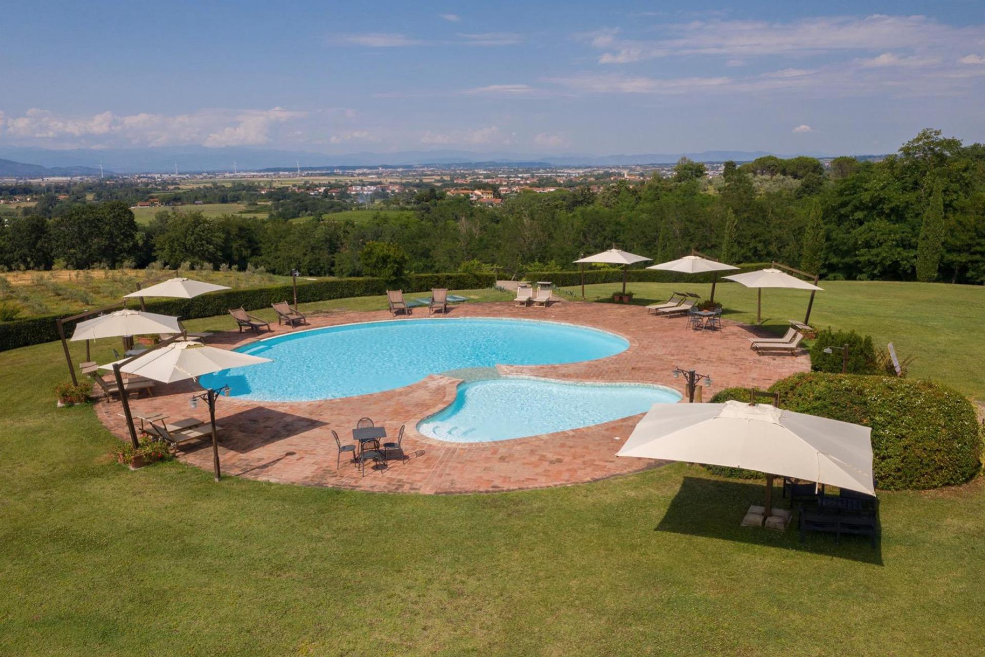 Beautiful agriturismo with panoramic pool