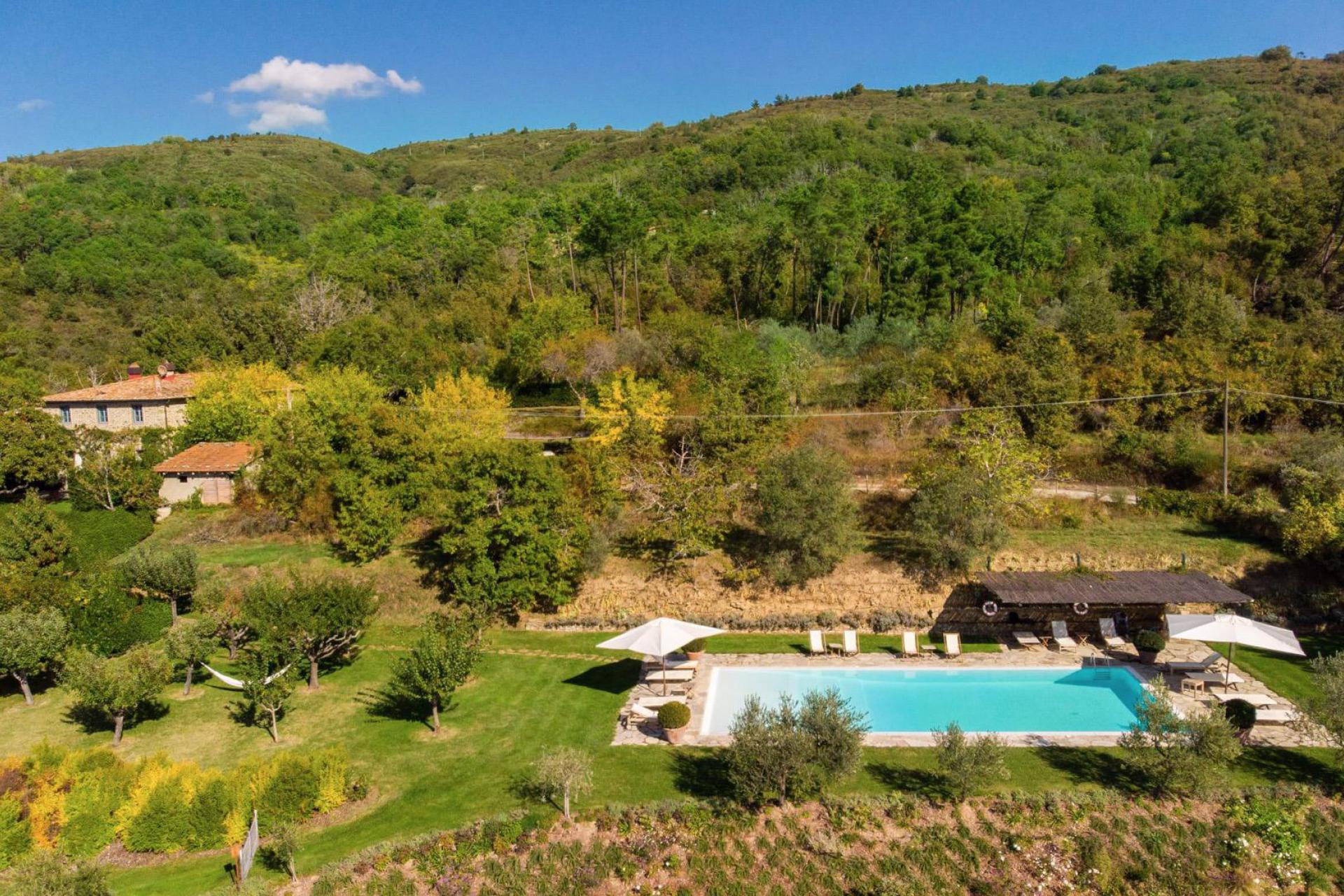 Agriturismo Tuscany, luxury apartments and great views