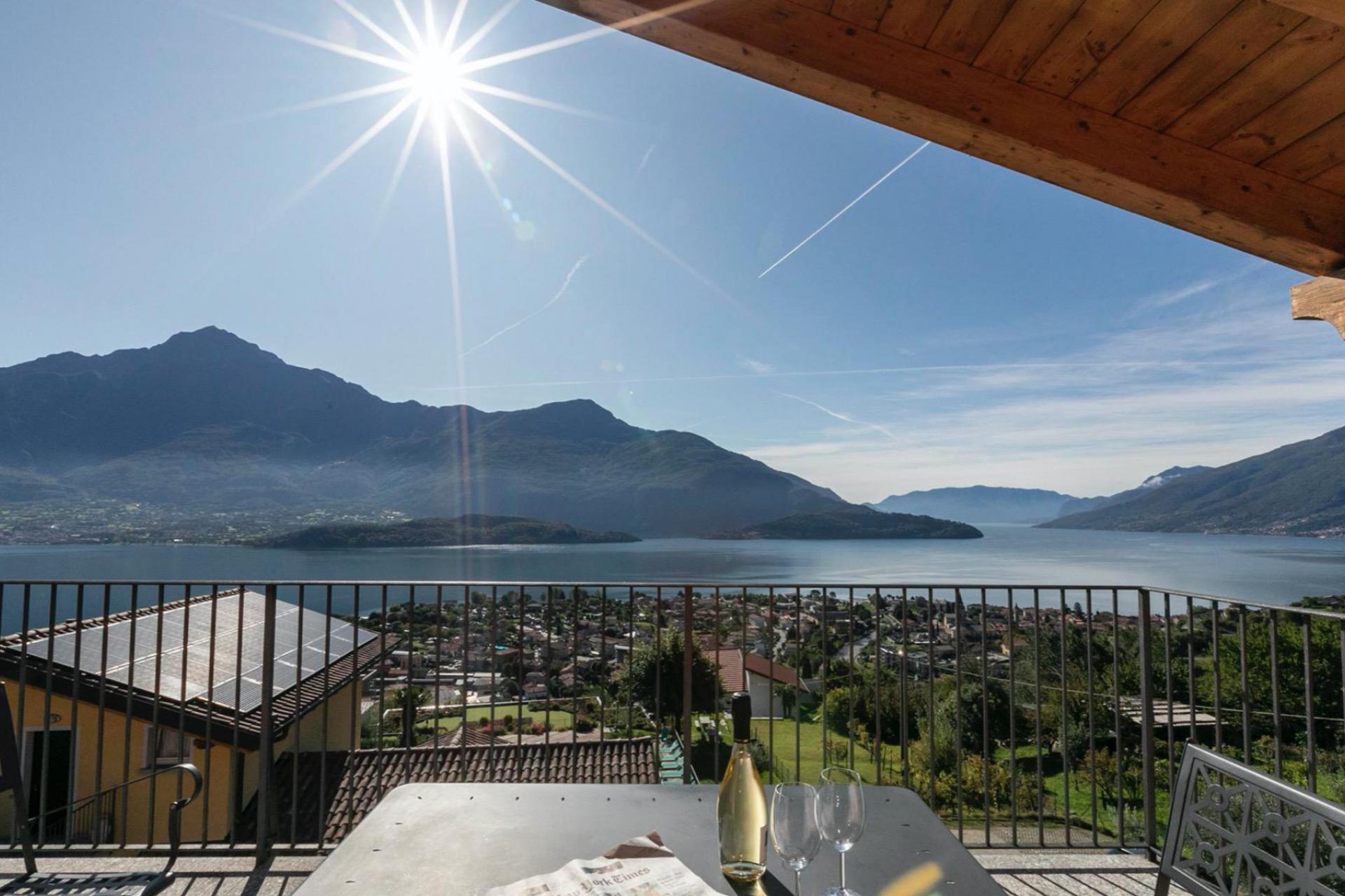 Family residence with view of Lake Como