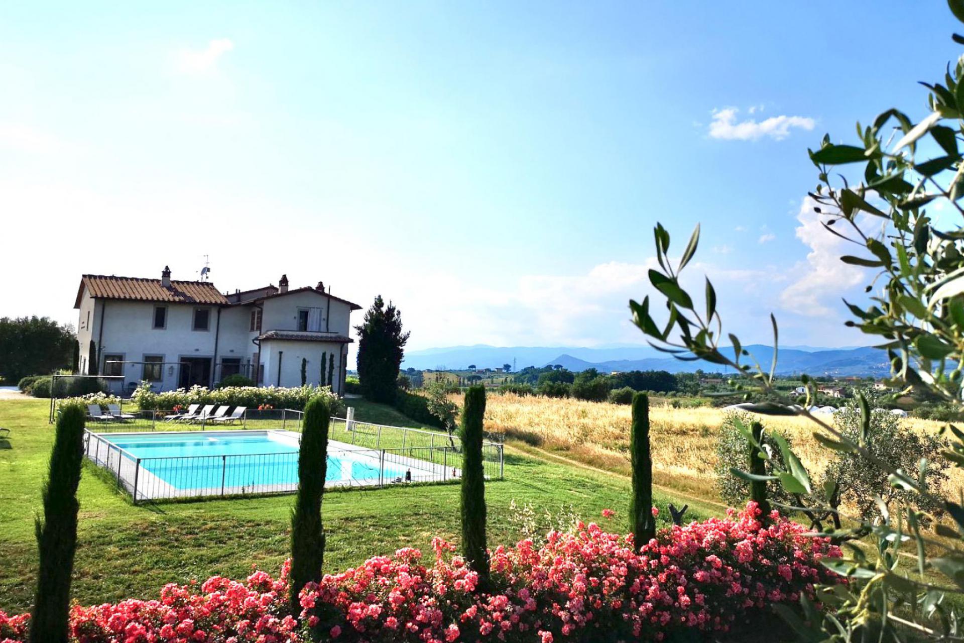 Nice rooms in a cozy agriturismo surrounded by olive groves