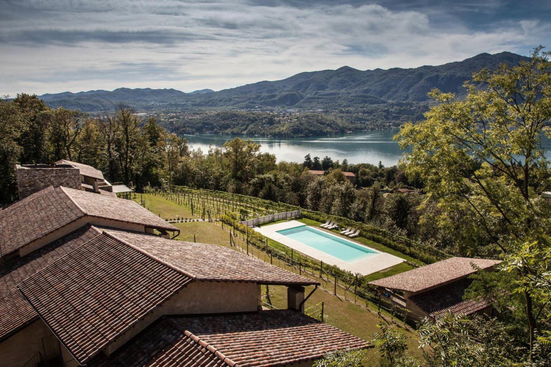 Agriturismo Lake Maggiore with outstanding views