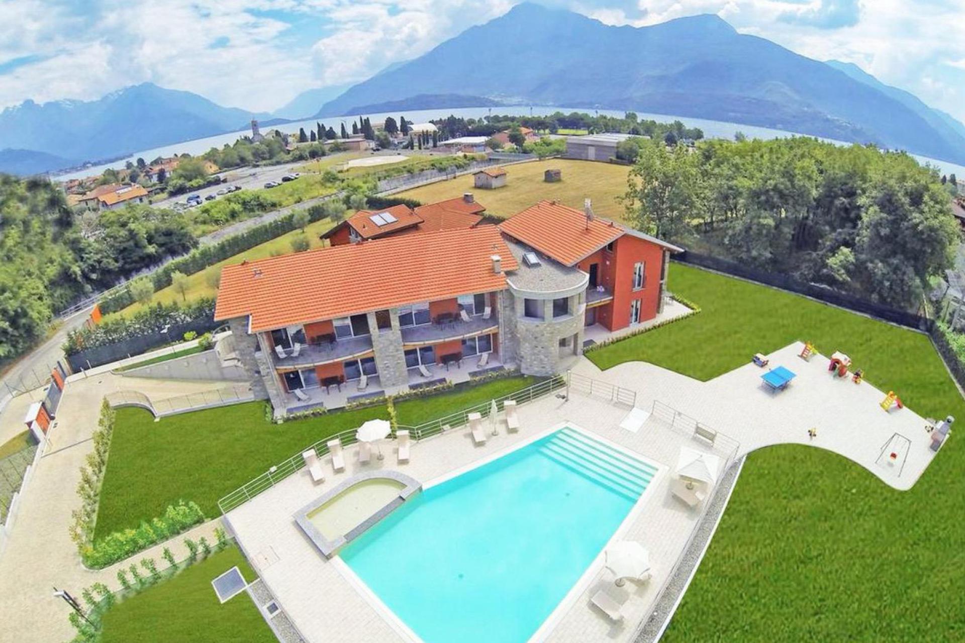 Residence Lake Como, child friendly and large pool