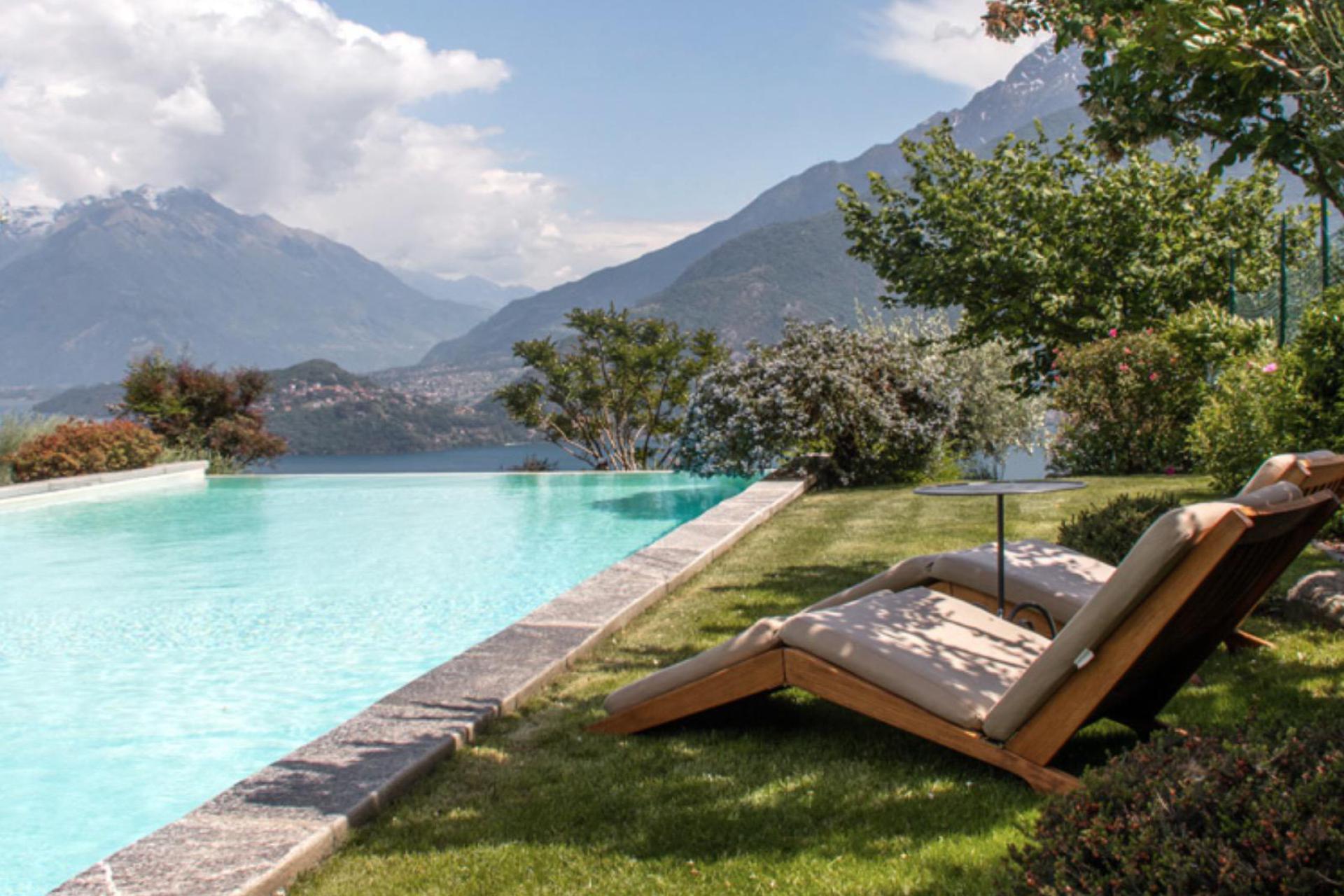 2. Luxury agriturismo with beautiful lake view