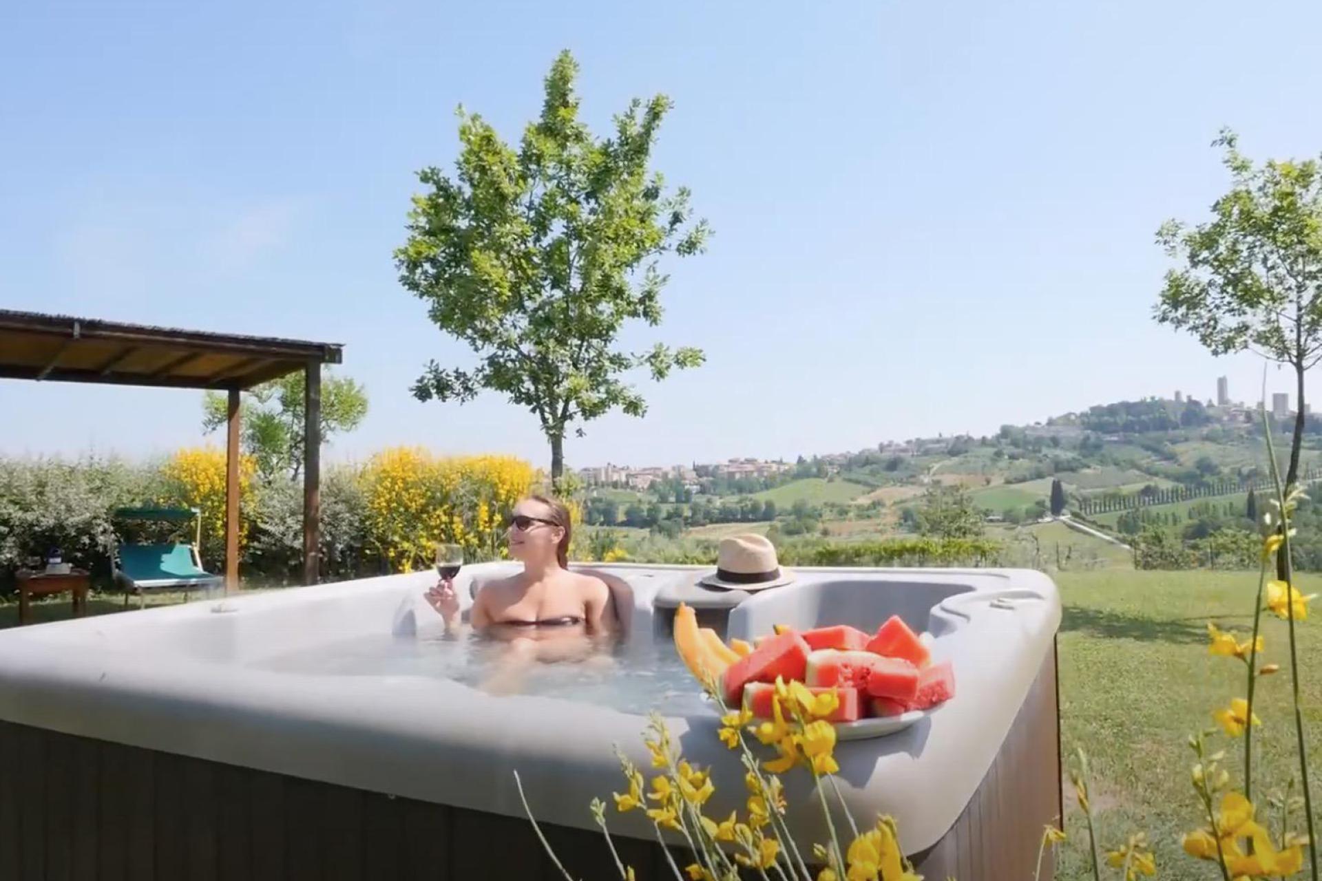 Beautiful agriturismo with unique view of San Gimignano