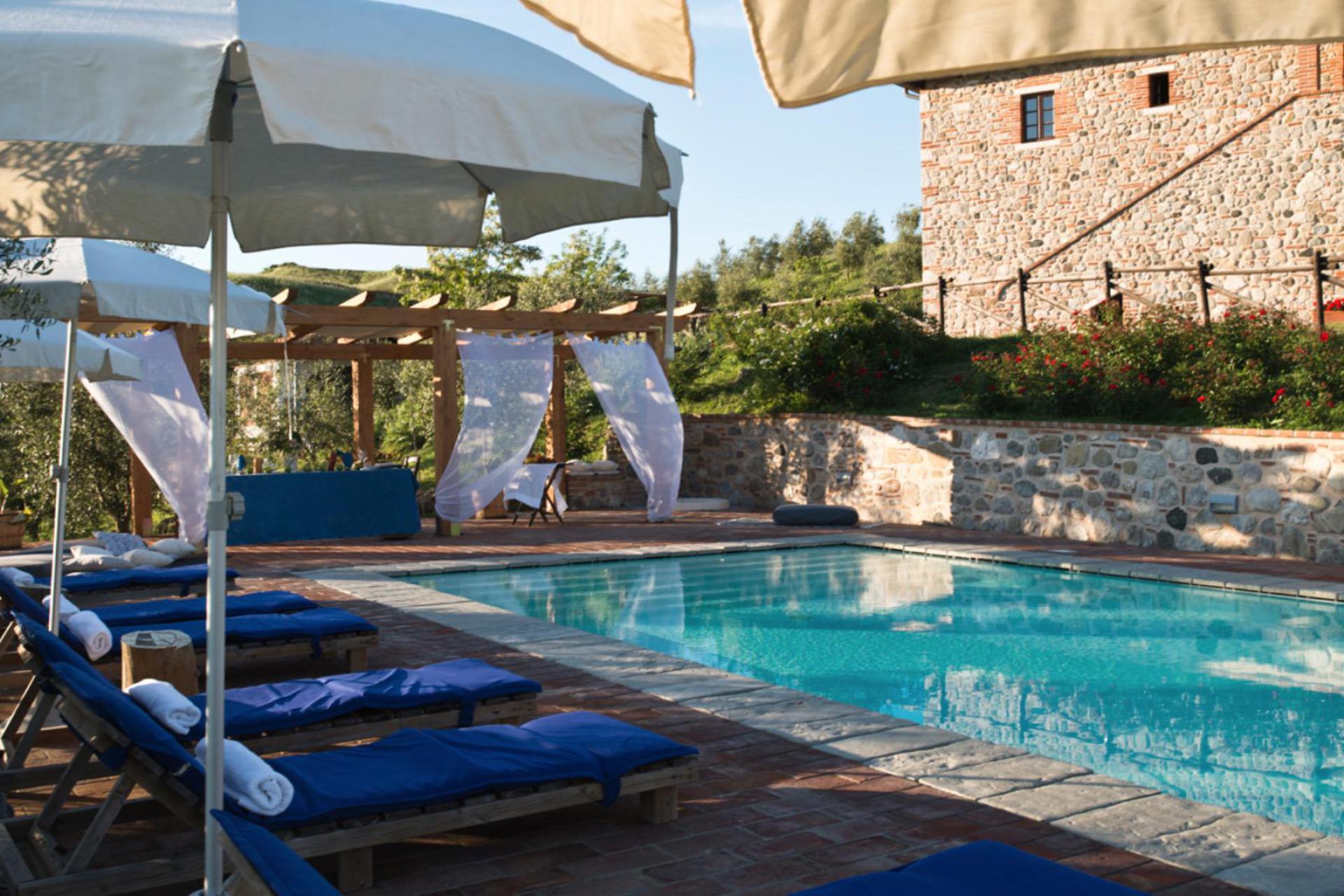 Cozy agriturismo with amazing views of Volterra, Tuscany