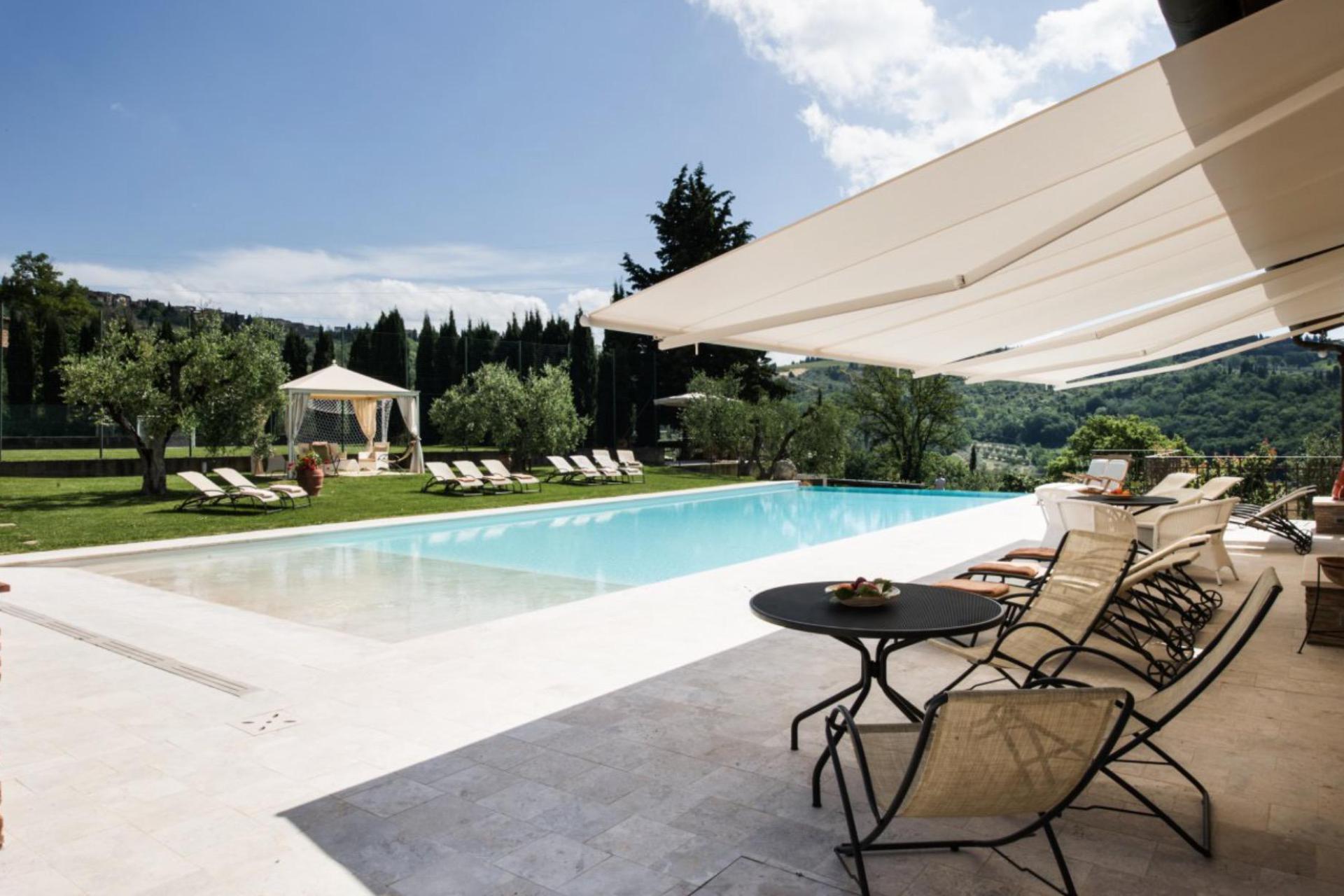 Agriturismi on a vineyard with many sports facilities in Tuscany
