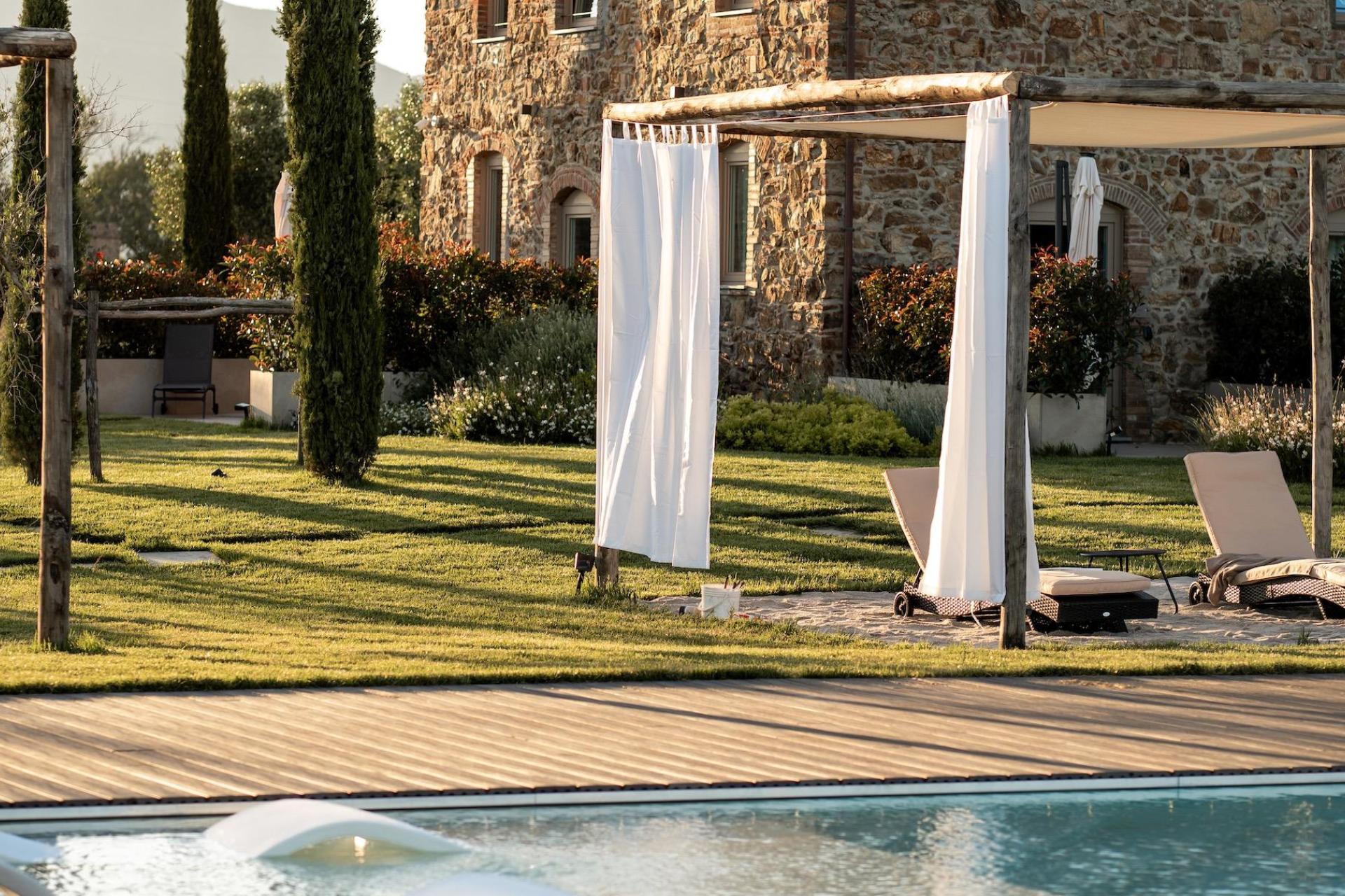 Tuscan agriturismo near the sea