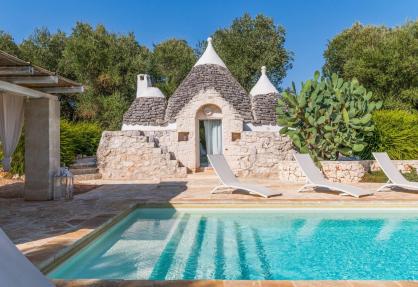 Private trullo in Puglia, with pool