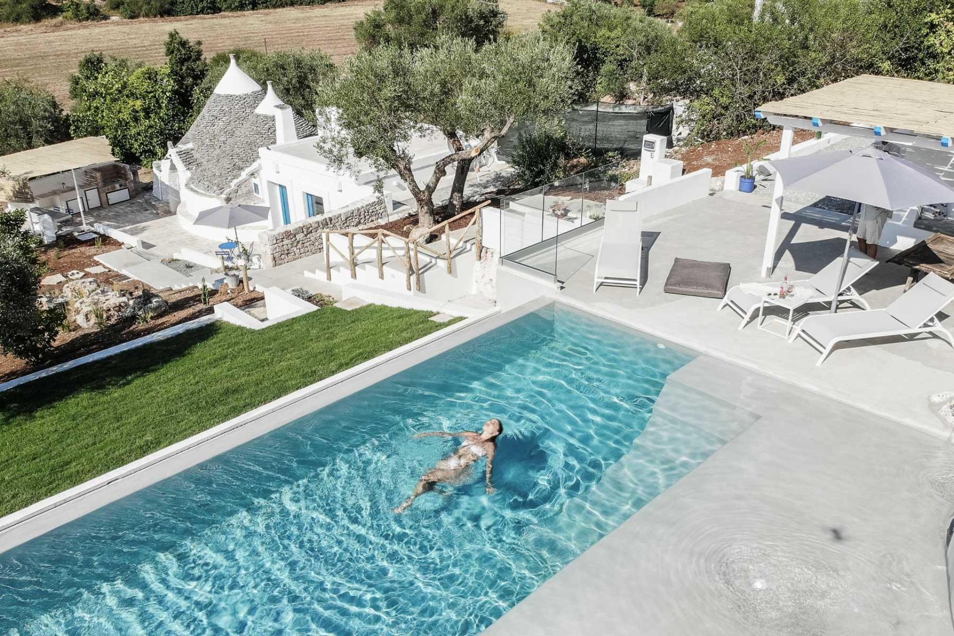 Authentiek trulli resort met zwembad in Puglia