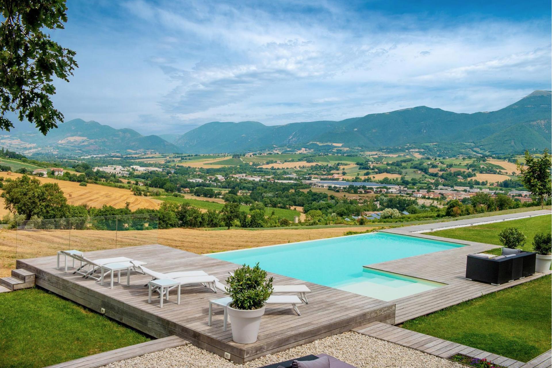 Oase van rust in binnenland van le Marche