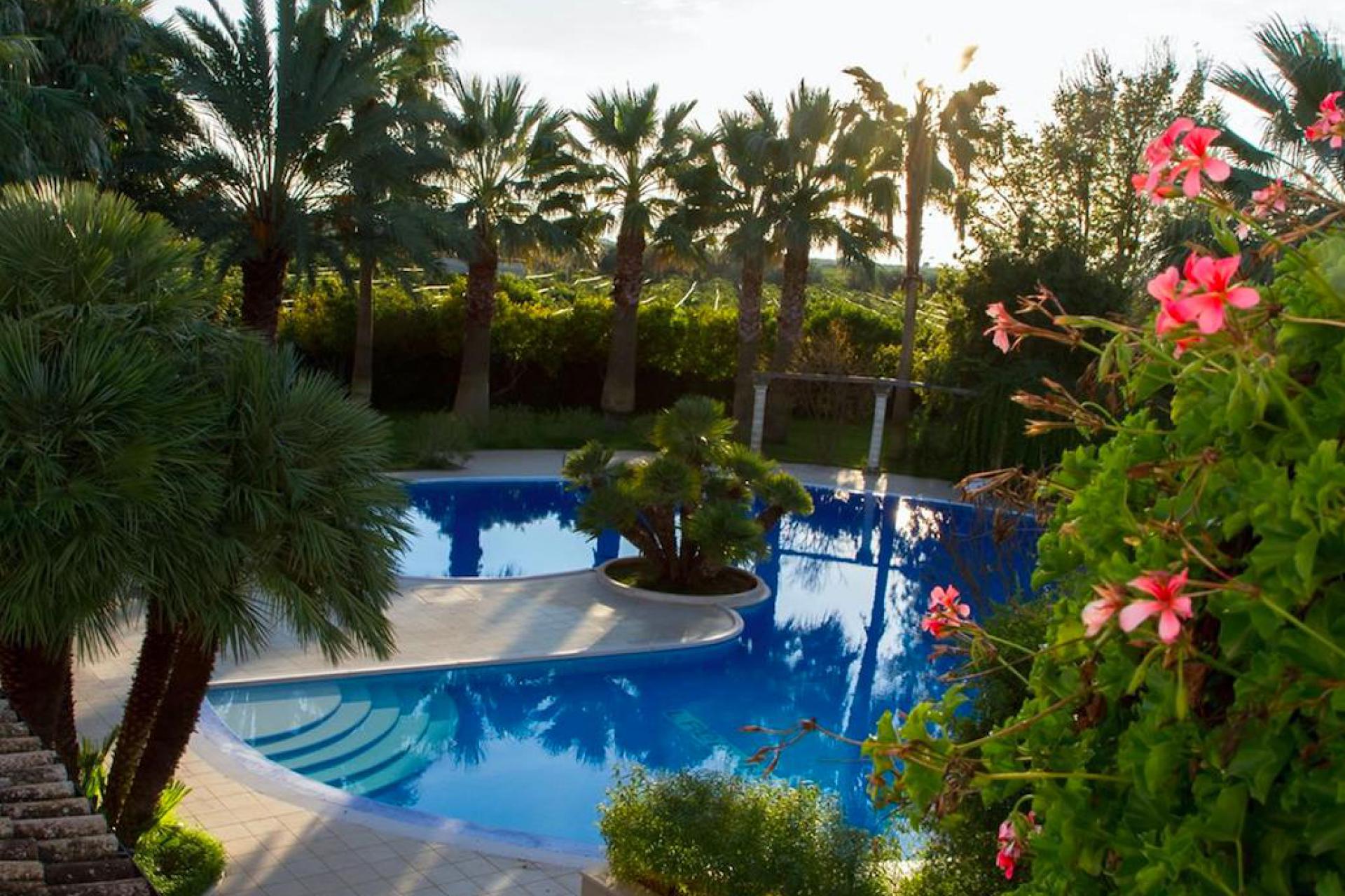 Karakteristieke agriturismo met fantastisch zwembad in Puglia