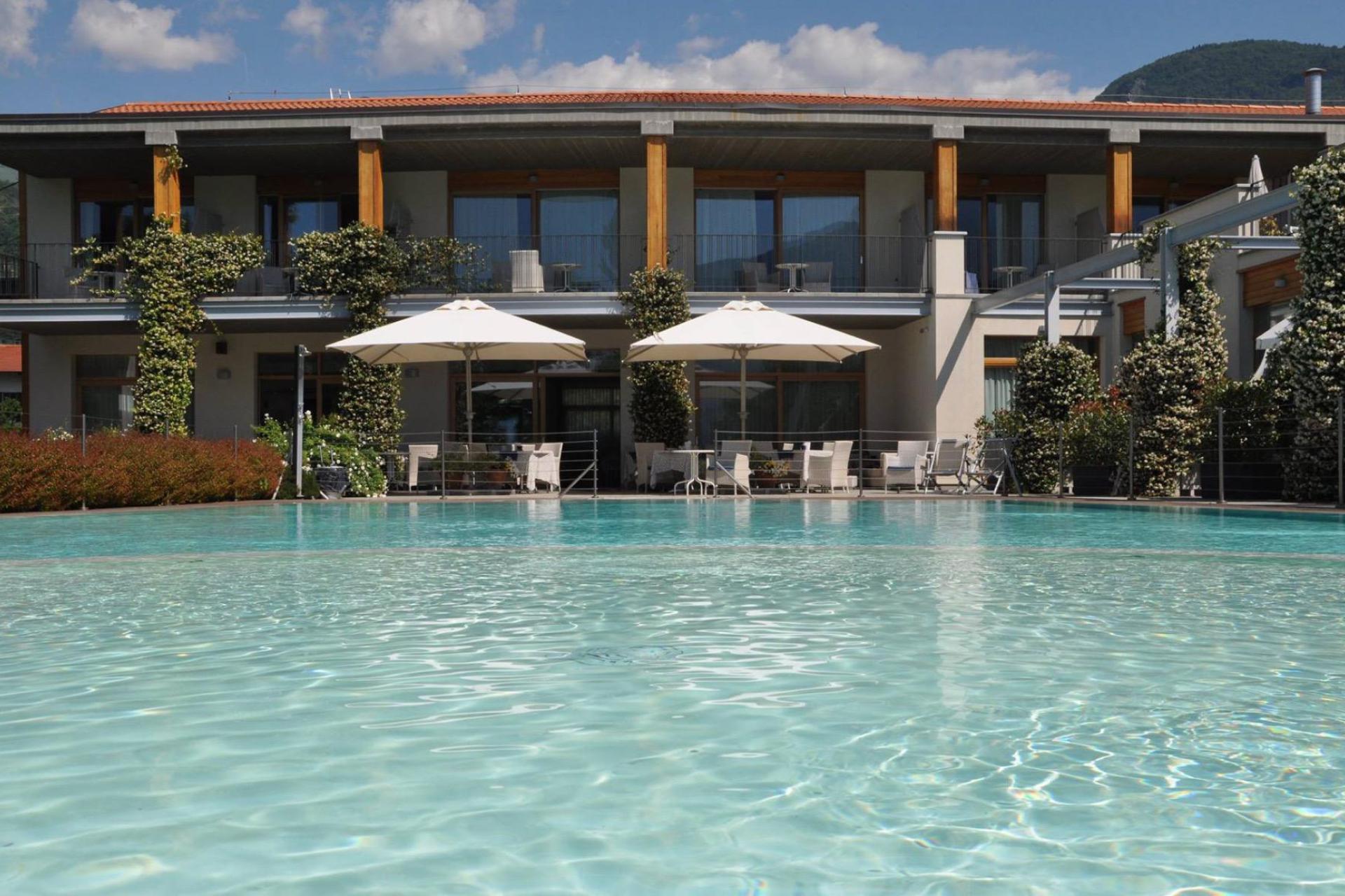 Country hotel op prachtige lokatie aan het Comomeer