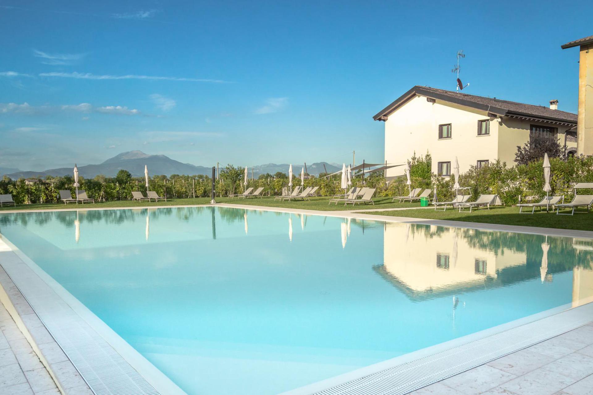 Familie agriturismo Gardameer met groot zwembad