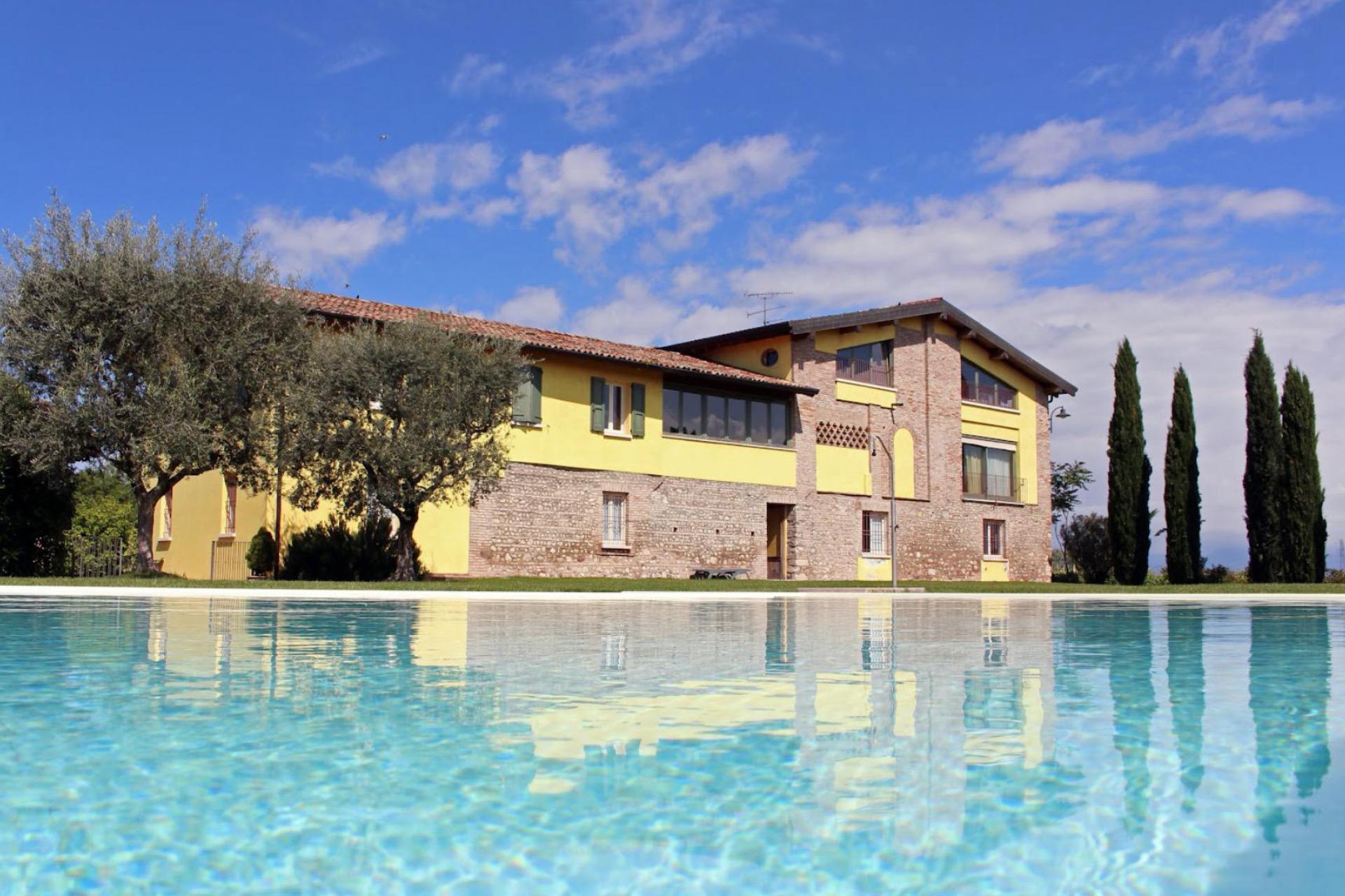 Rustig gelegen agriturismo vlakbij het Gardameer