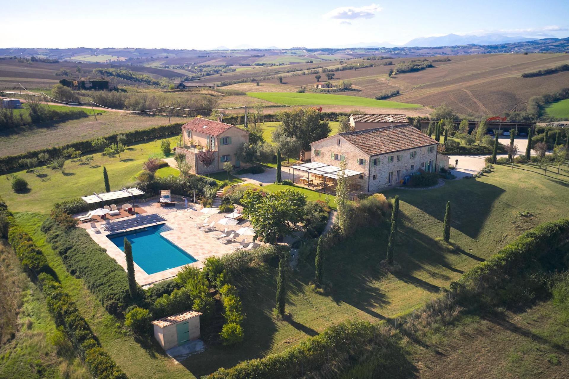 Schitterend gelegen country house in Le Marche