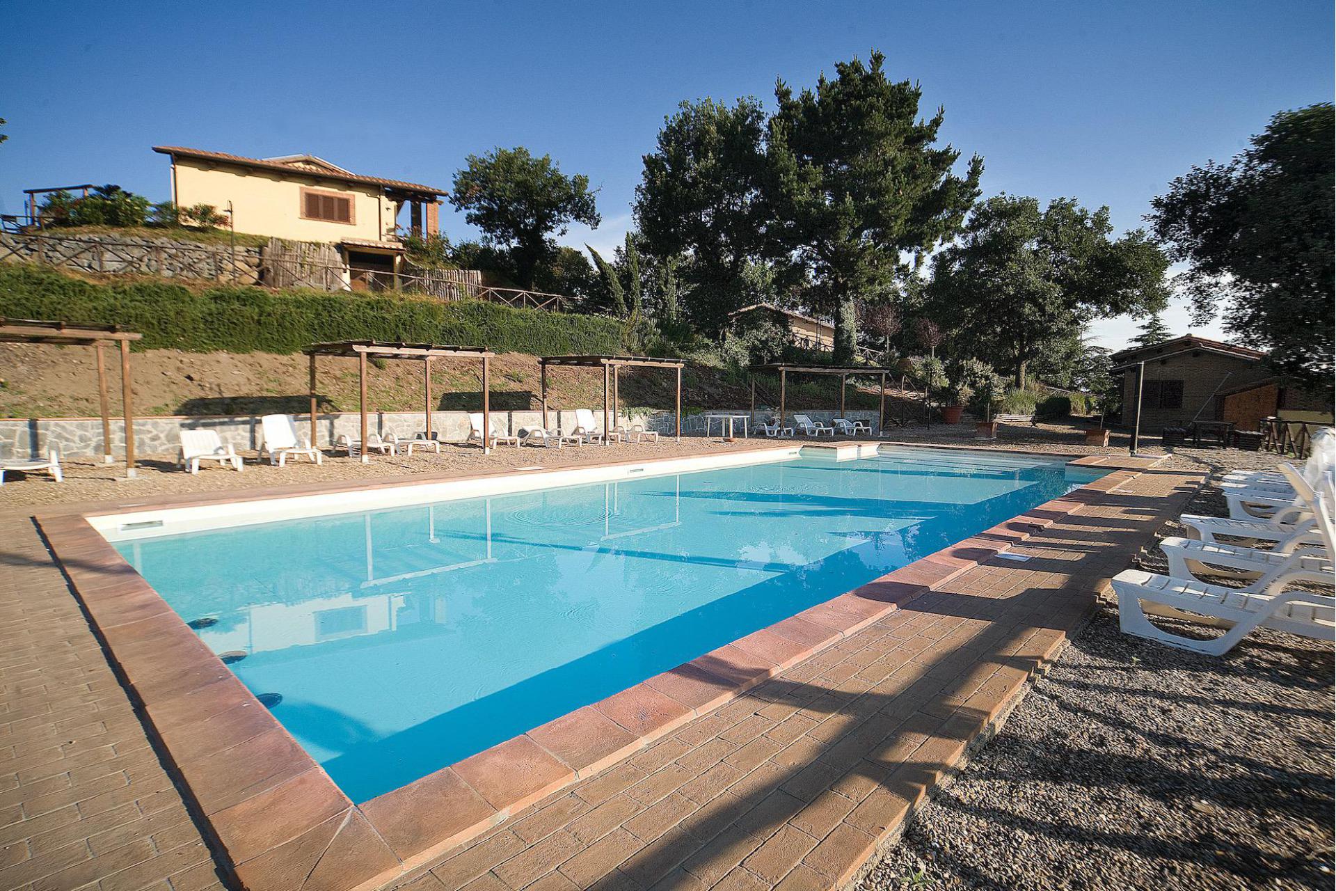Agriturismo met glamping en appartementen in Midden-Italië