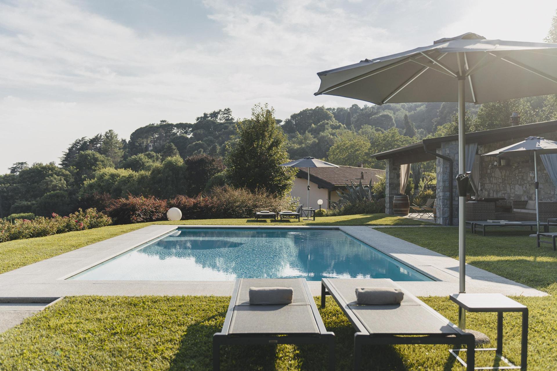 B&B bij Como – Agriturismo in de heuvels met zwembad