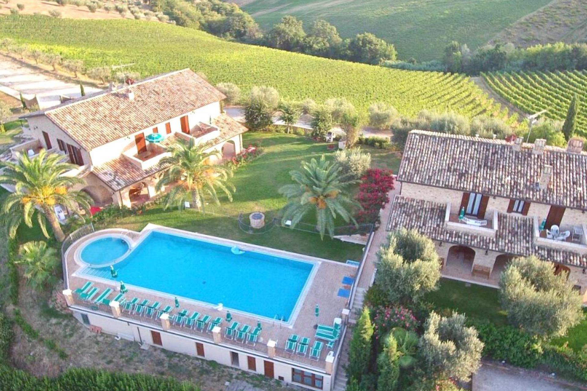 Leuke familie agriturismo in de heuvels van Le Marche