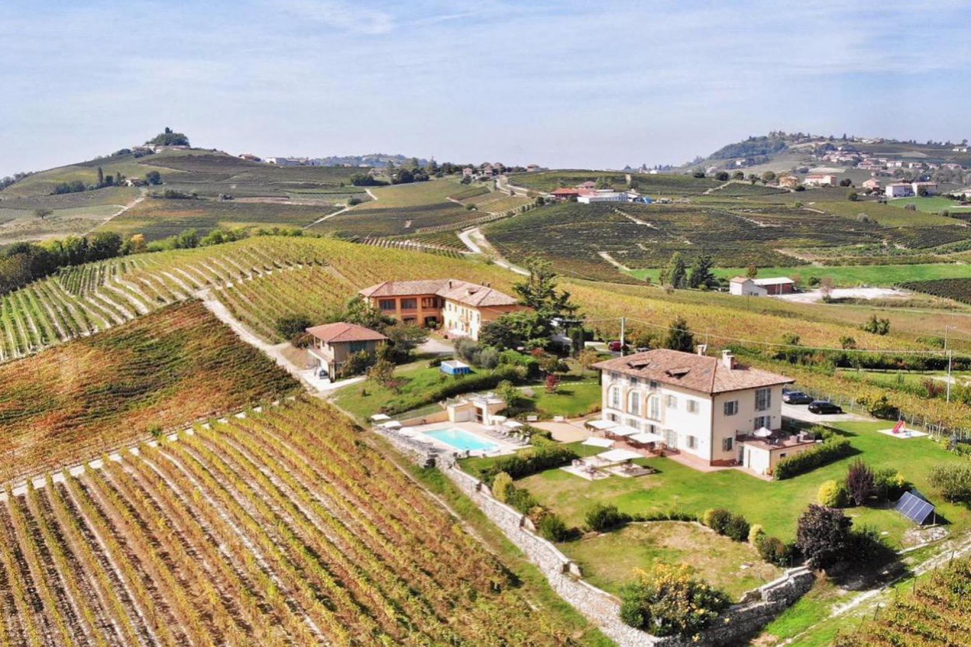 Knusse agriturismo in Piemonte tussen de wijngaarden