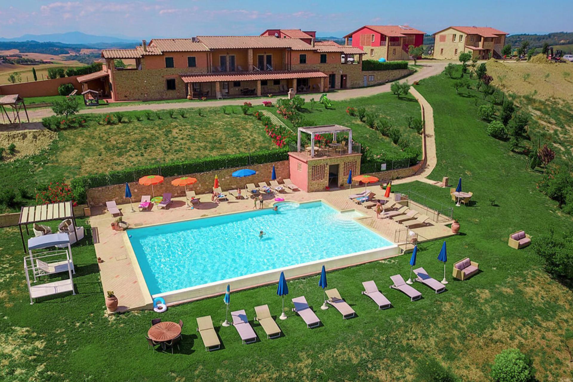 Leuke agriturismo in Toscane met panoramisch zwembad