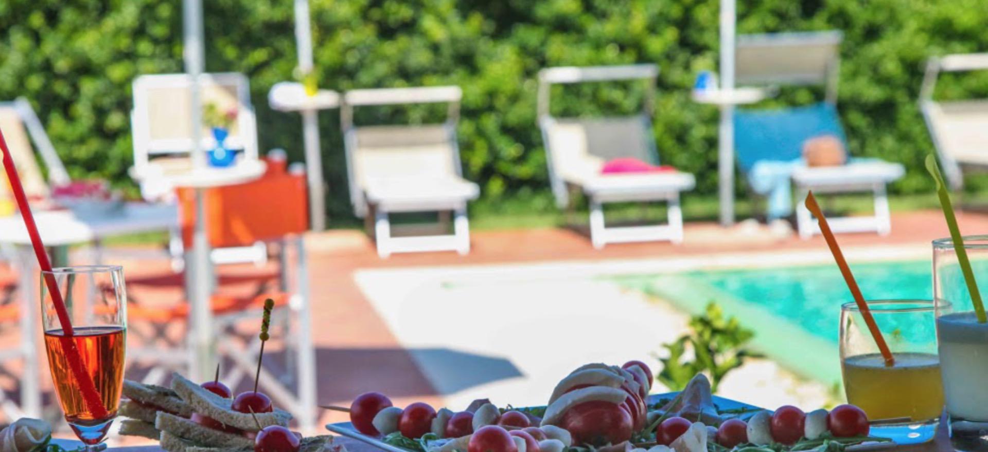 Agriturismo Sicily Agriturismo among citrus trees in Sicily