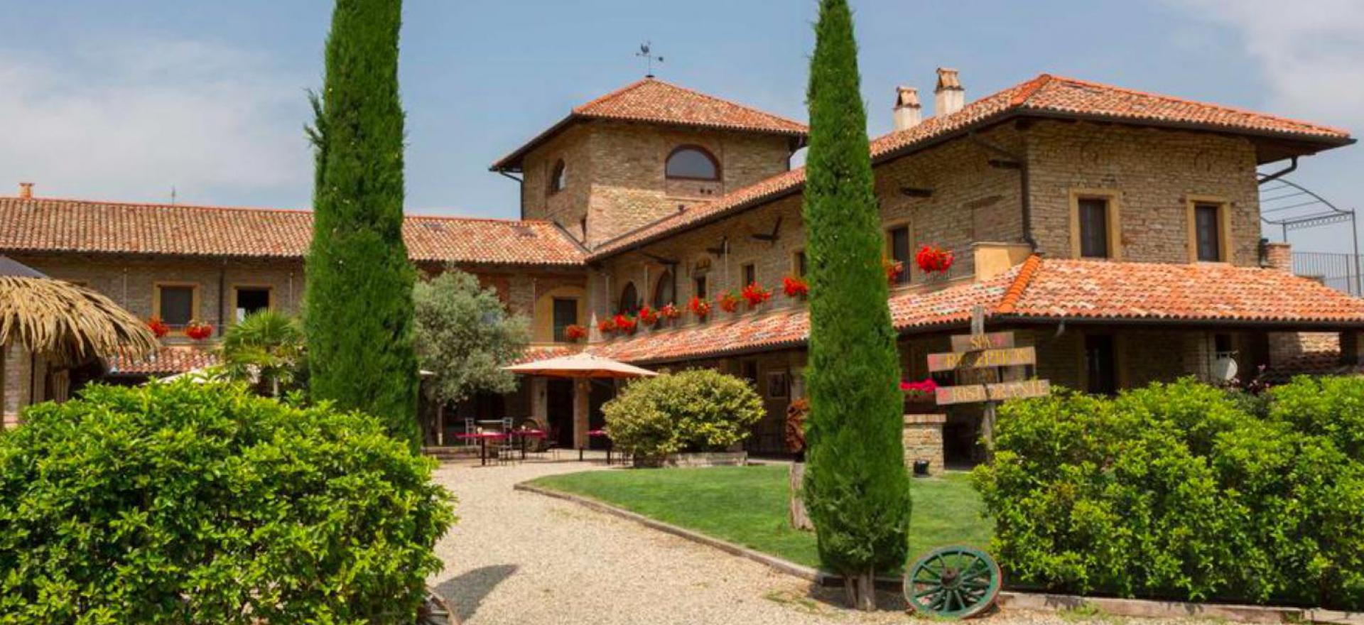 Agriturismo Piedmont Agriturismo in the heart of Piemonte for pure relaxation