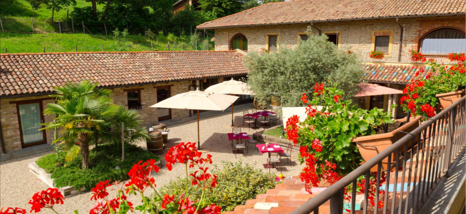 Agriturismo Piedmont Agriturismo in the heart of Piemonte for pure relaxation