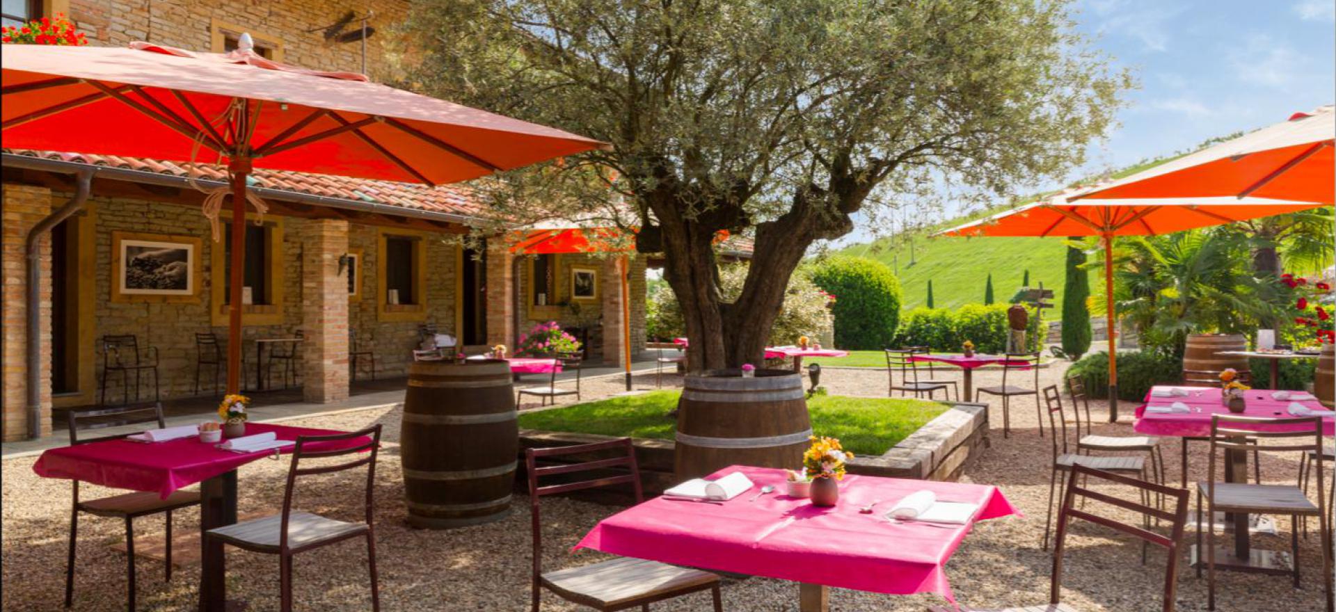 Agriturismo Piedmont Agriturismo in the heart of Piemonte for pure relaxation