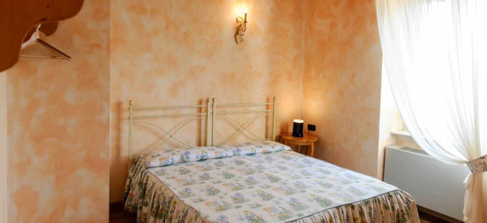 Agriturismo Lake Como and Lake Garda Agriturismo Lake Garda, surrounded by vineyards