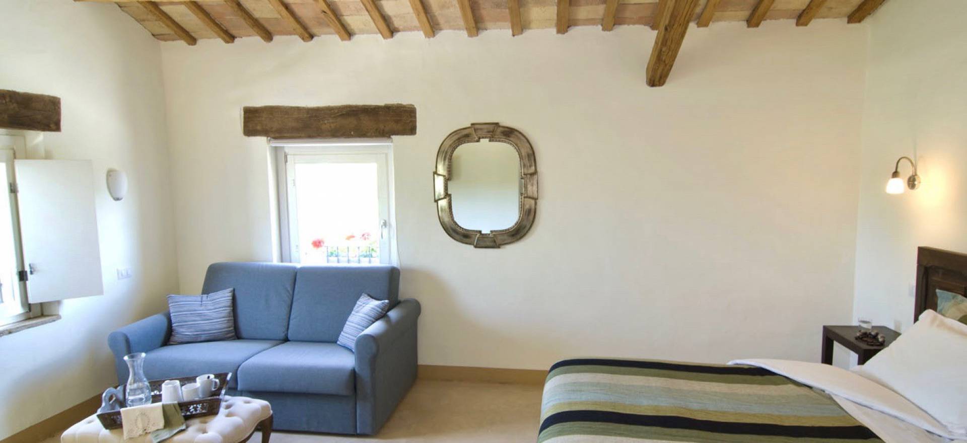 Agriturismo Marche Agriturismo Marche, beautiful rooms and welcoming