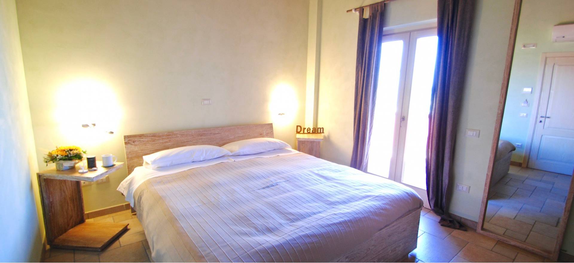 Agriturismo Marche Agriturismo Marche with restaurant and views