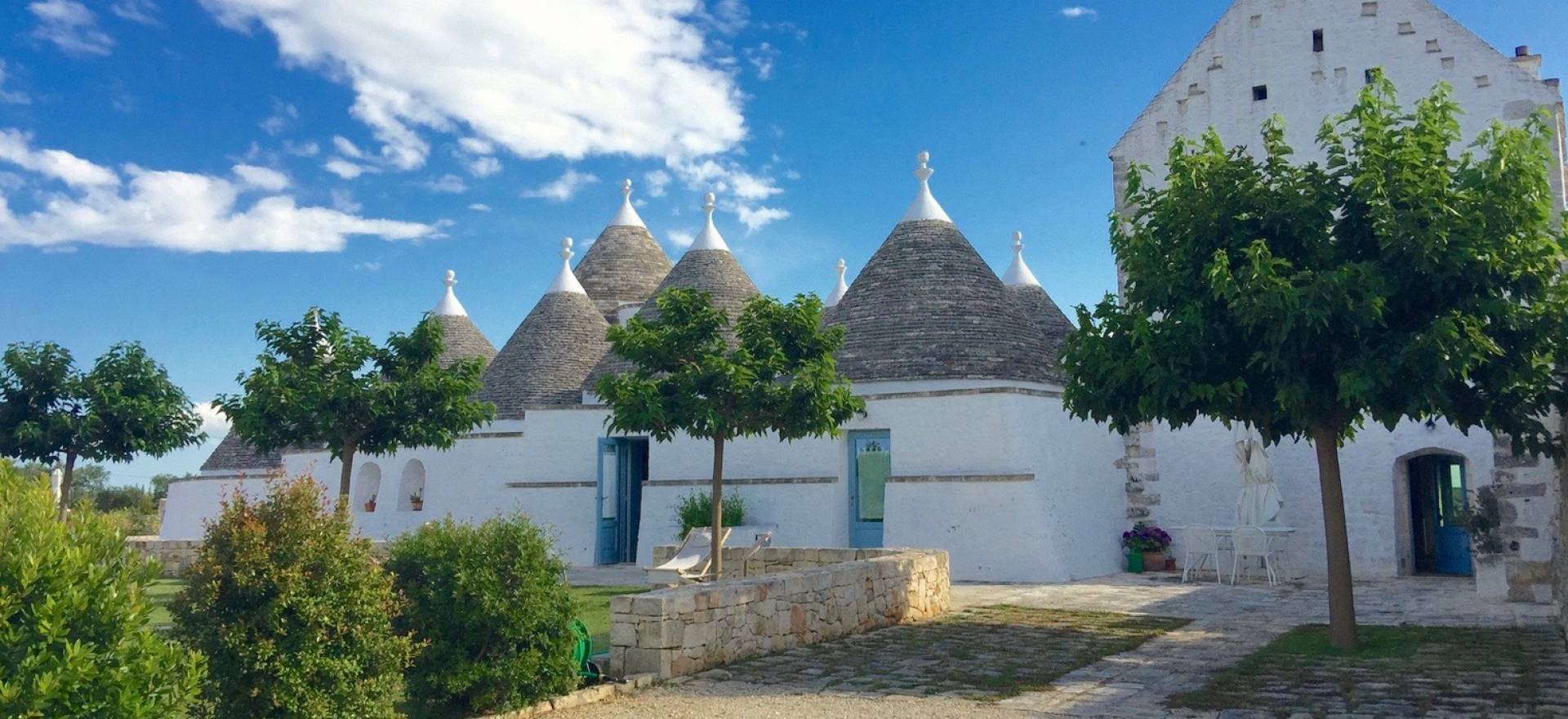 Agriturismo Puglia Agriturismo Puglia, suites in trullo with a view