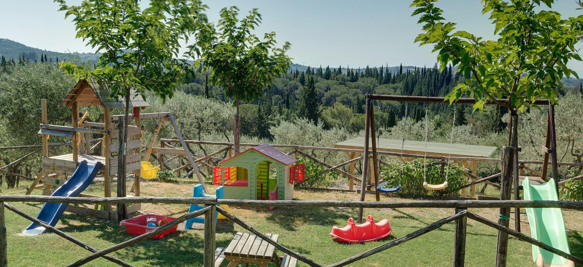 Agriturismo Tuscany Agriturismo surrounded by vineyards near Florence, Tuscany