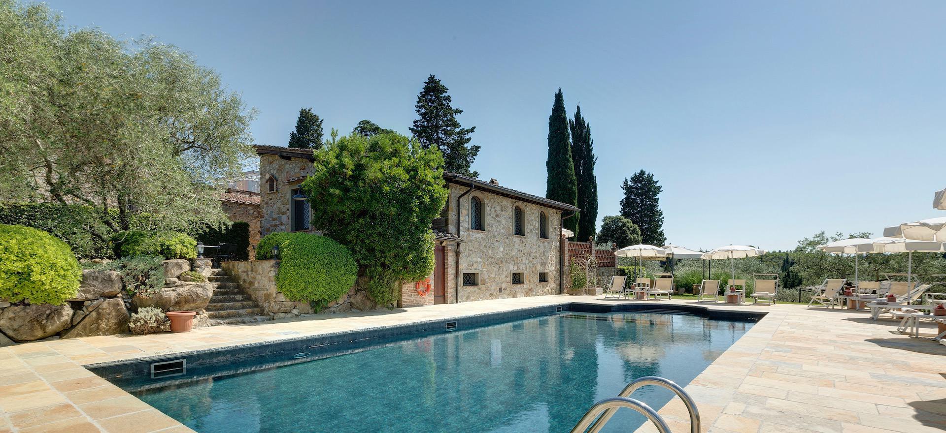 Agriturismo Tuscany Agriturismo surrounded by vineyards near Florence, Tuscany