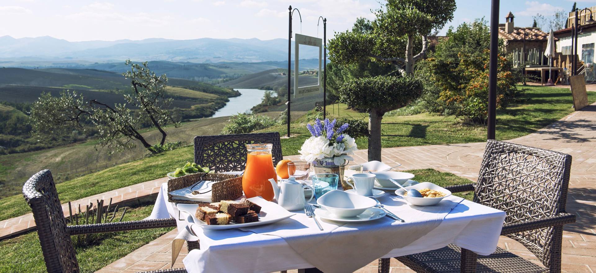 Agriturismo Tuscany Agriturismo Tuscany, kid friendly and super welcoming!