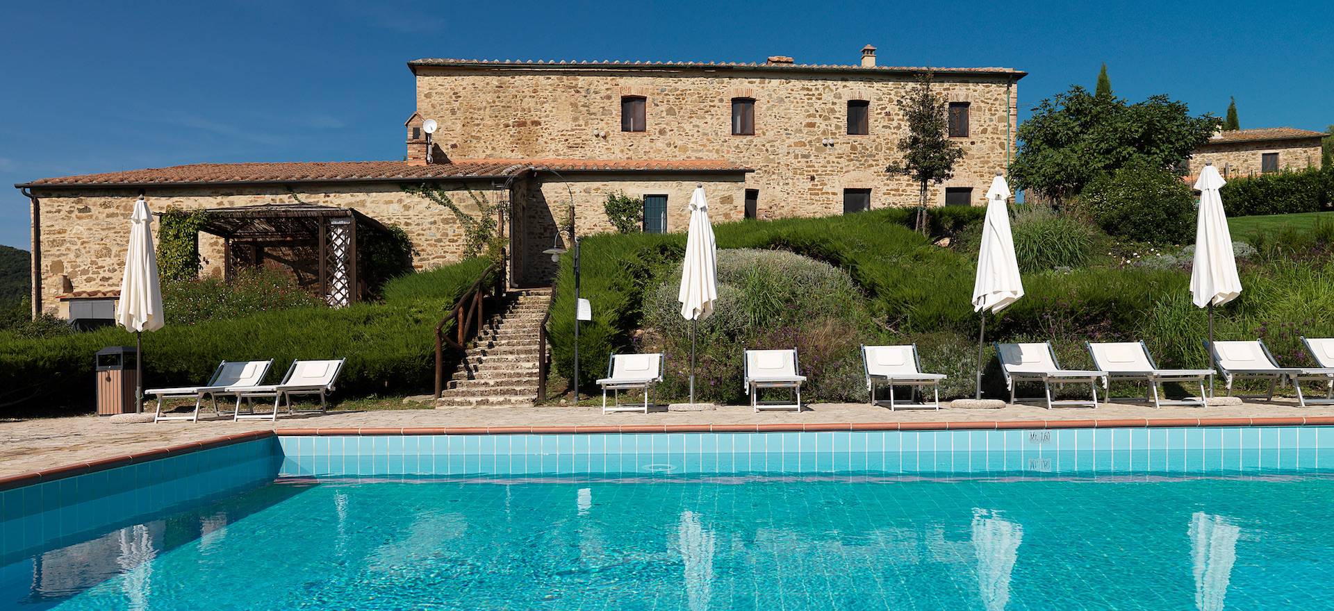 Agriturismo Tuscany Agriturismo Tuscany with tastefully decorated apartments
