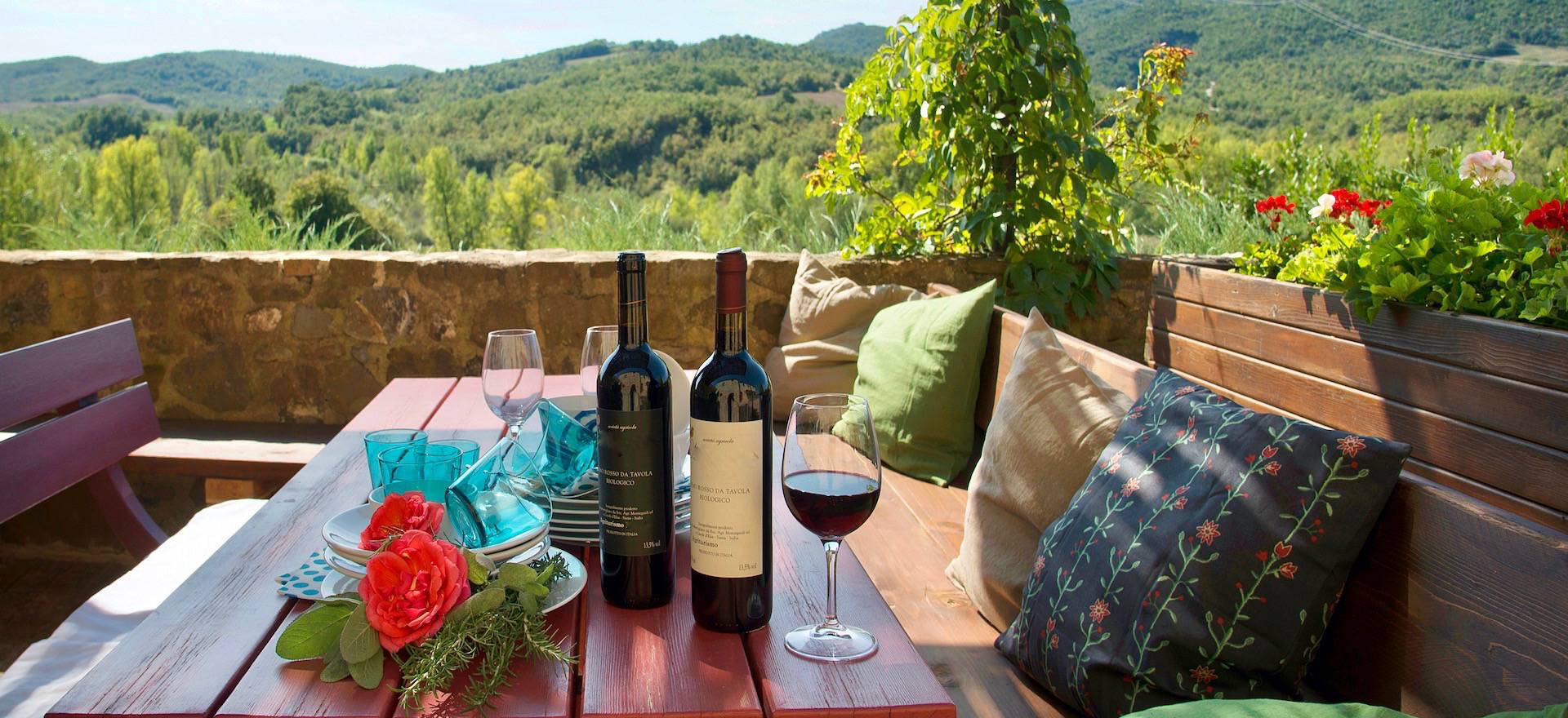 Agriturismo Tuscany Agriturismo Tuscany with tastefully decorated apartments