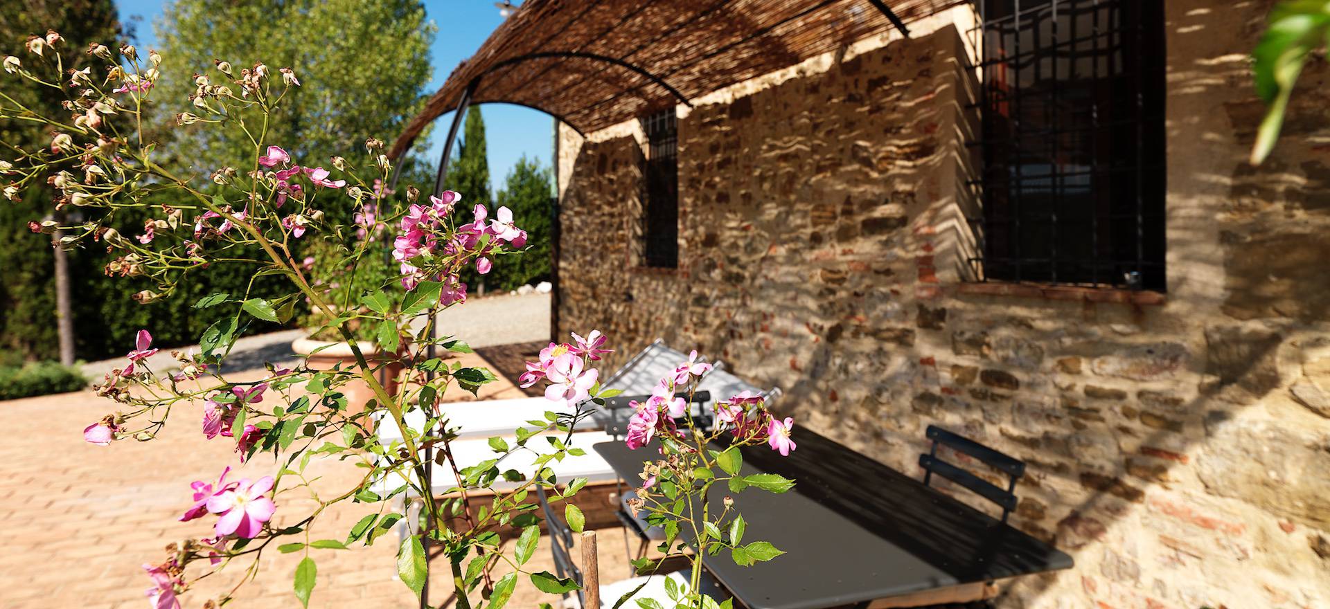 Agriturismo Tuscany Agriturismo Tuscany with tastefully decorated apartments